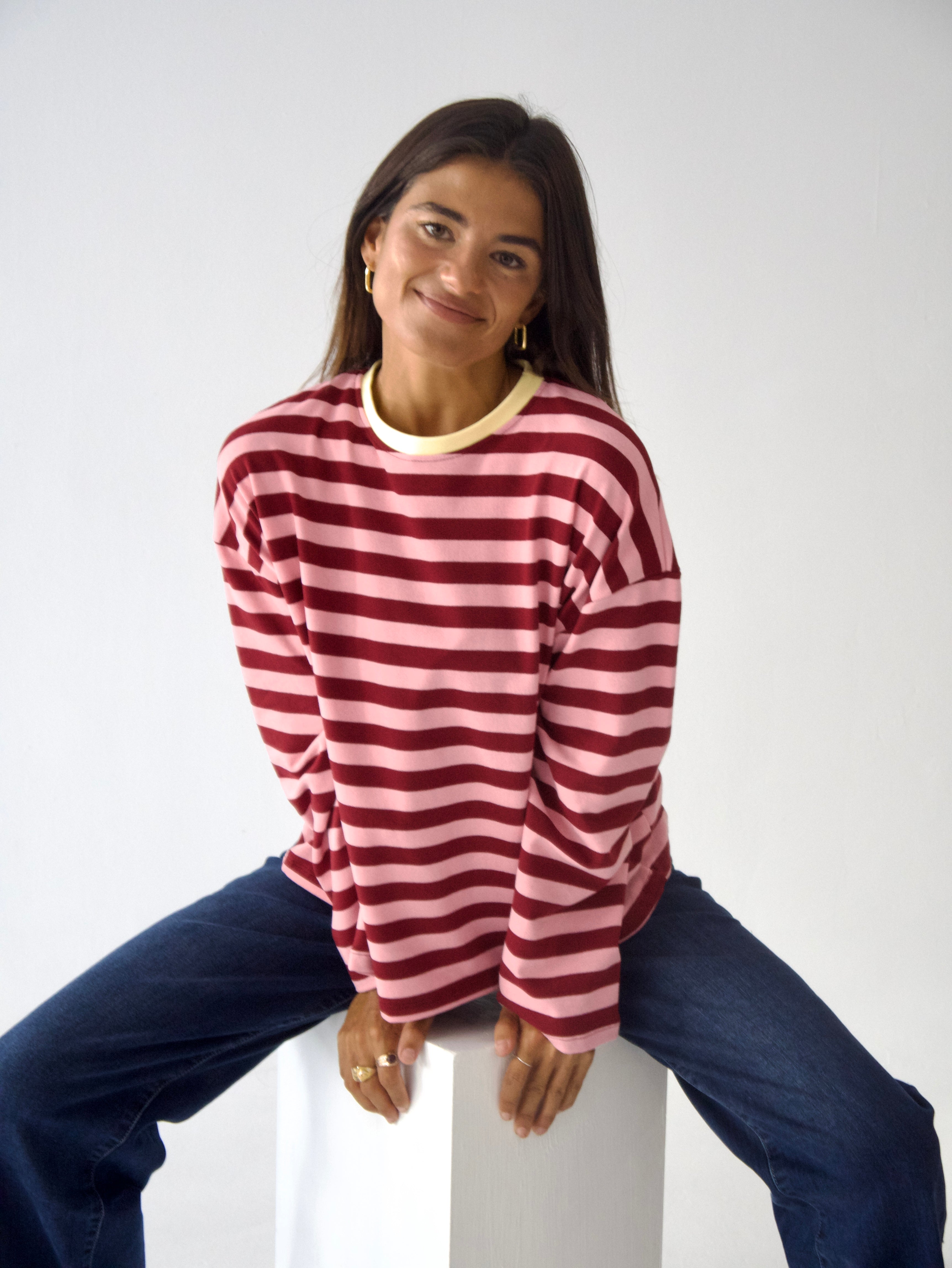 Camiseta Núria Burgundy y Rosa