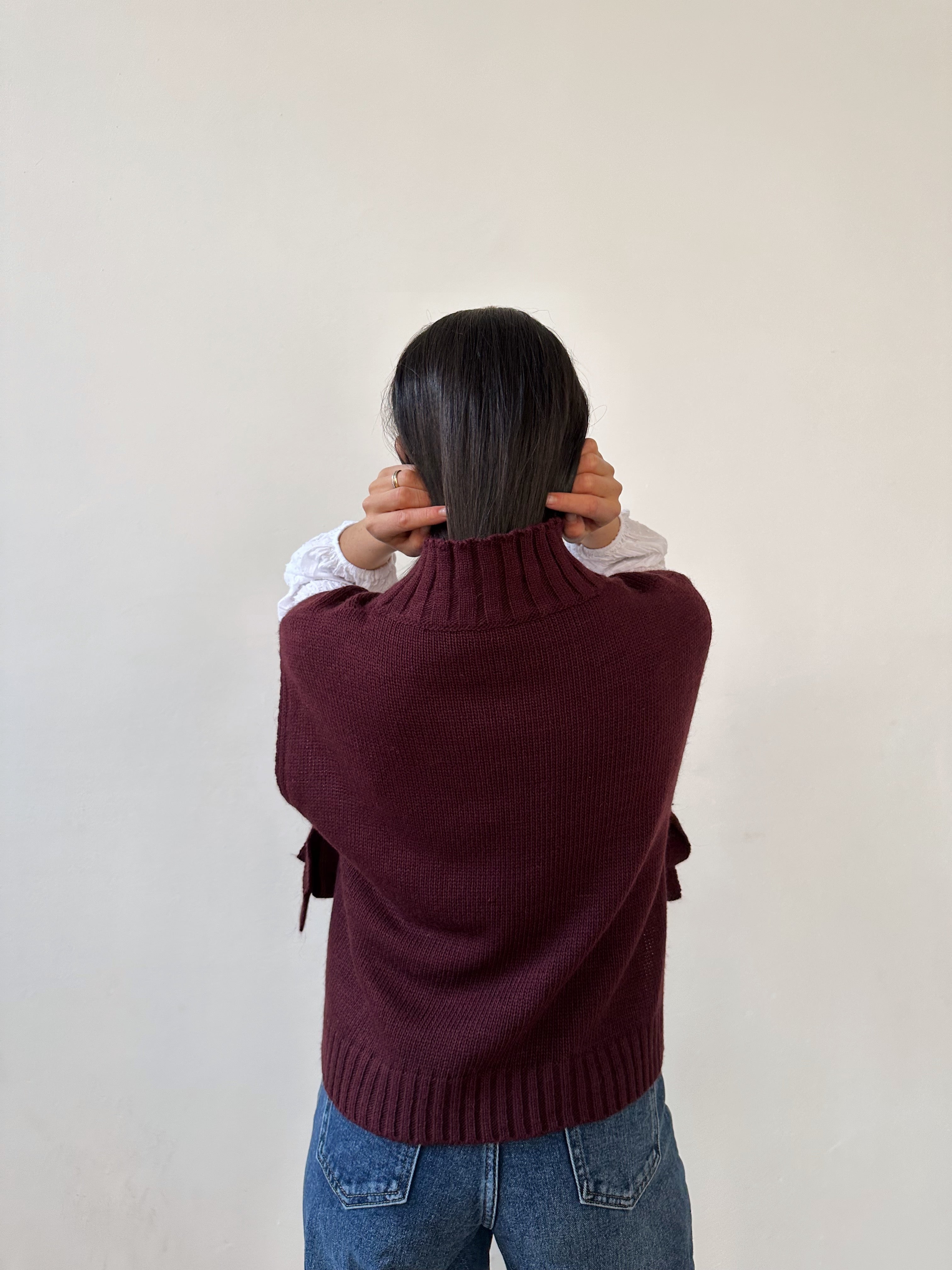 Julieta Burgundy Vest