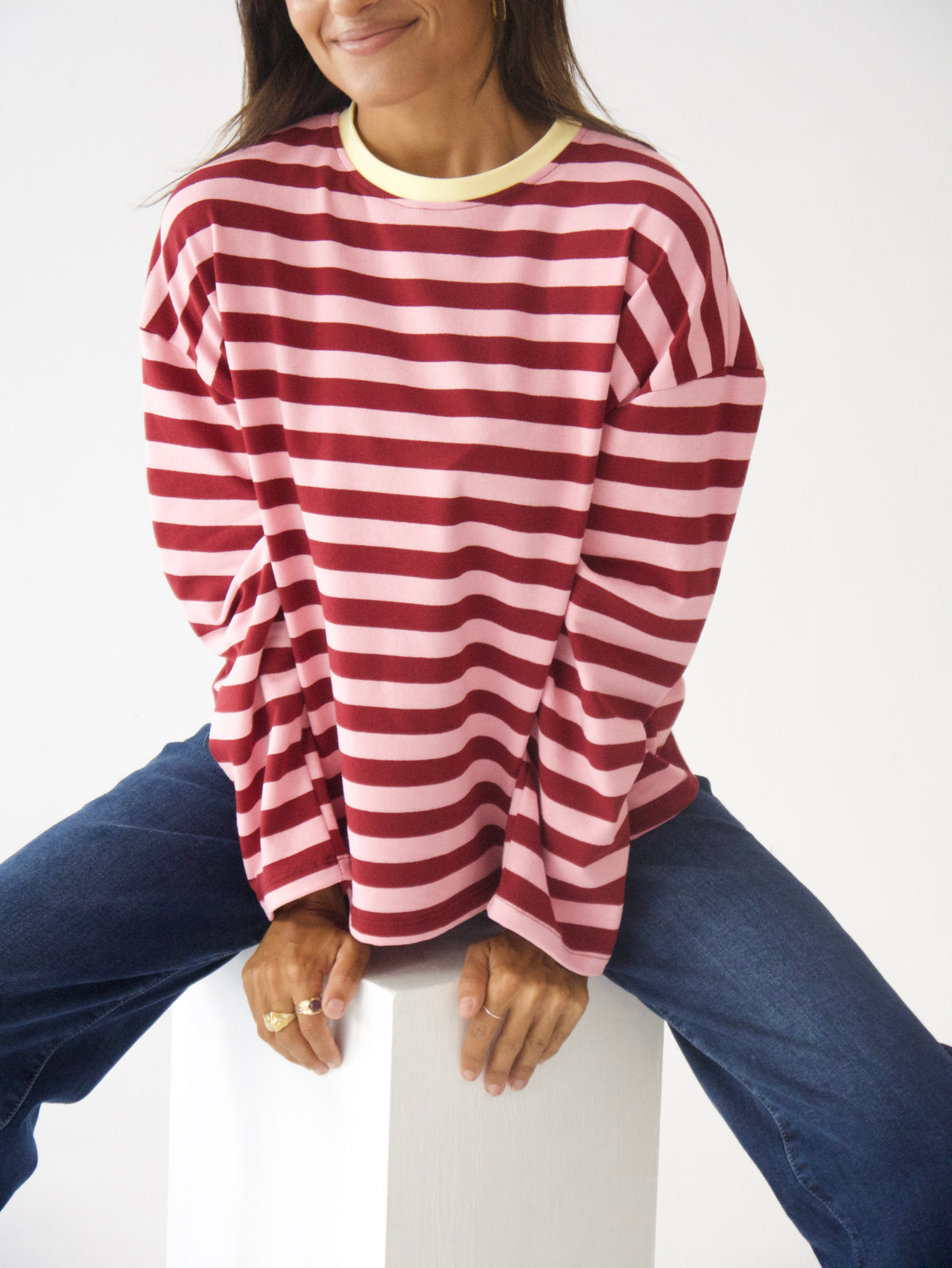 Camiseta Núria Burgundy y Rosa