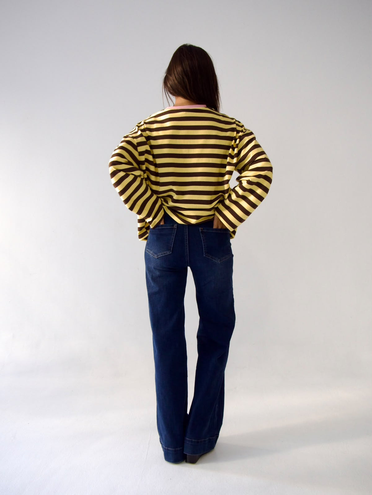 Camiseta Núria Amarillo Marrón