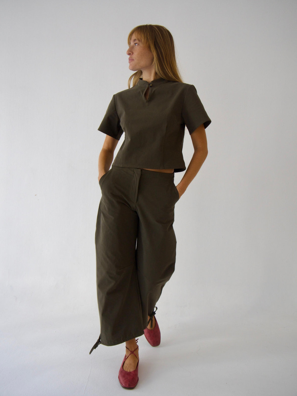 Top Carlota Kaki