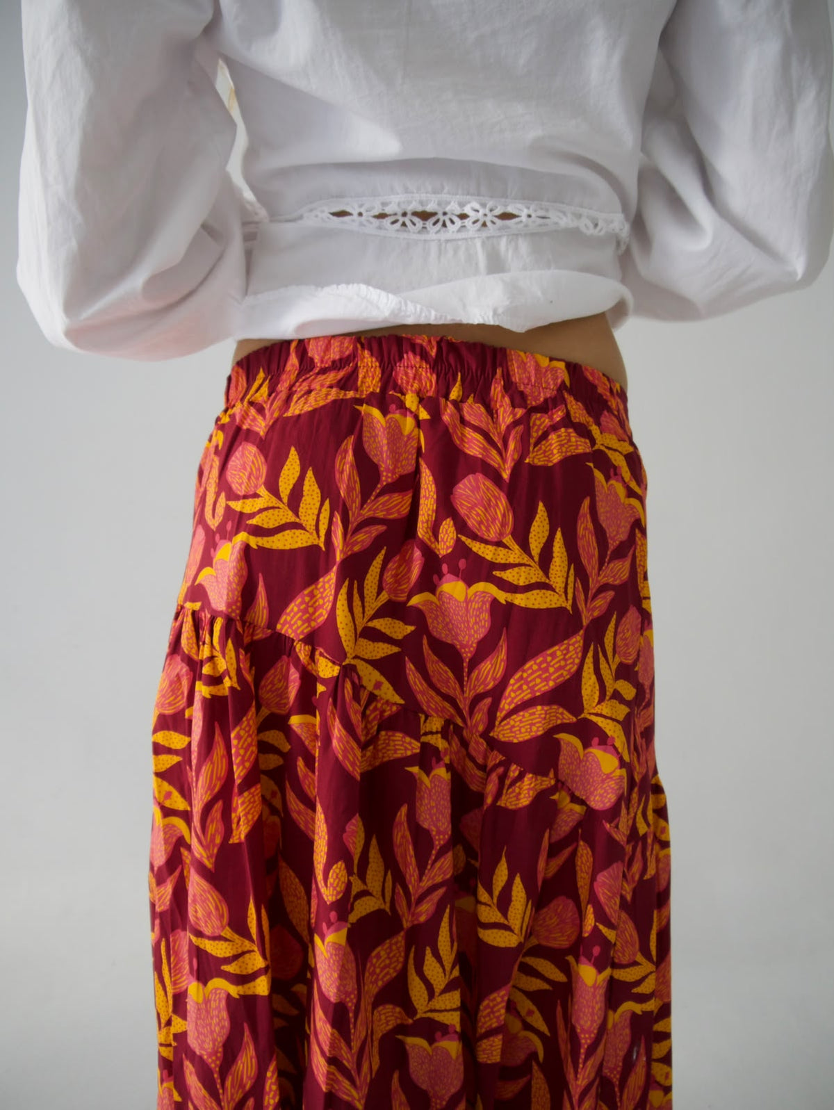 Falda Beth Flores Burgundy