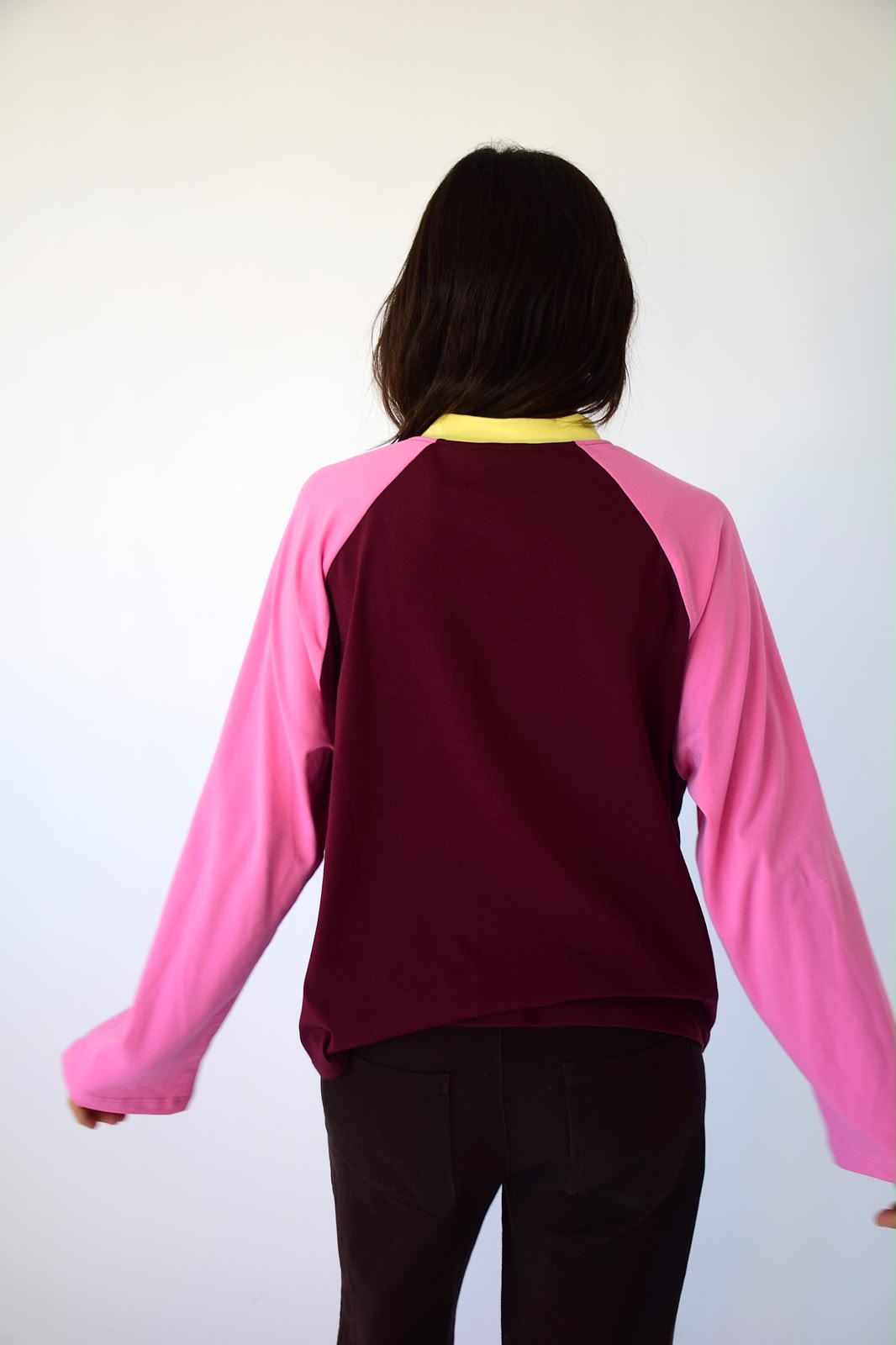 Camiseta Carlota Burgundy y Rosa