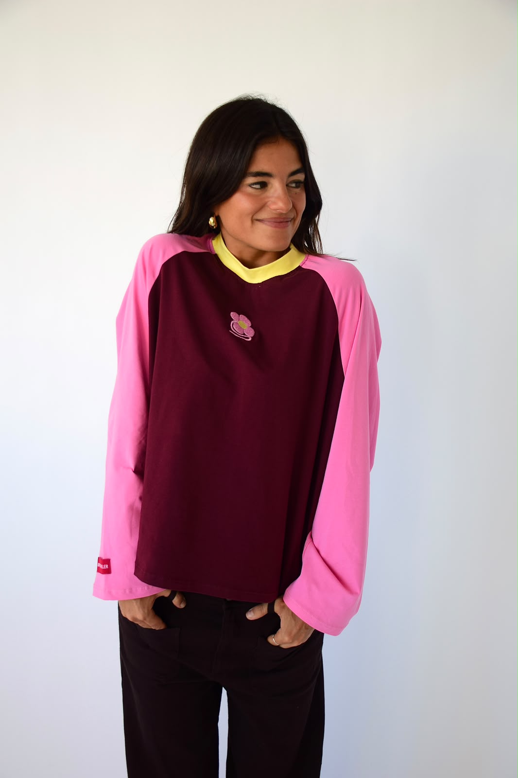 Camiseta Carlota Burgundy y Rosa
