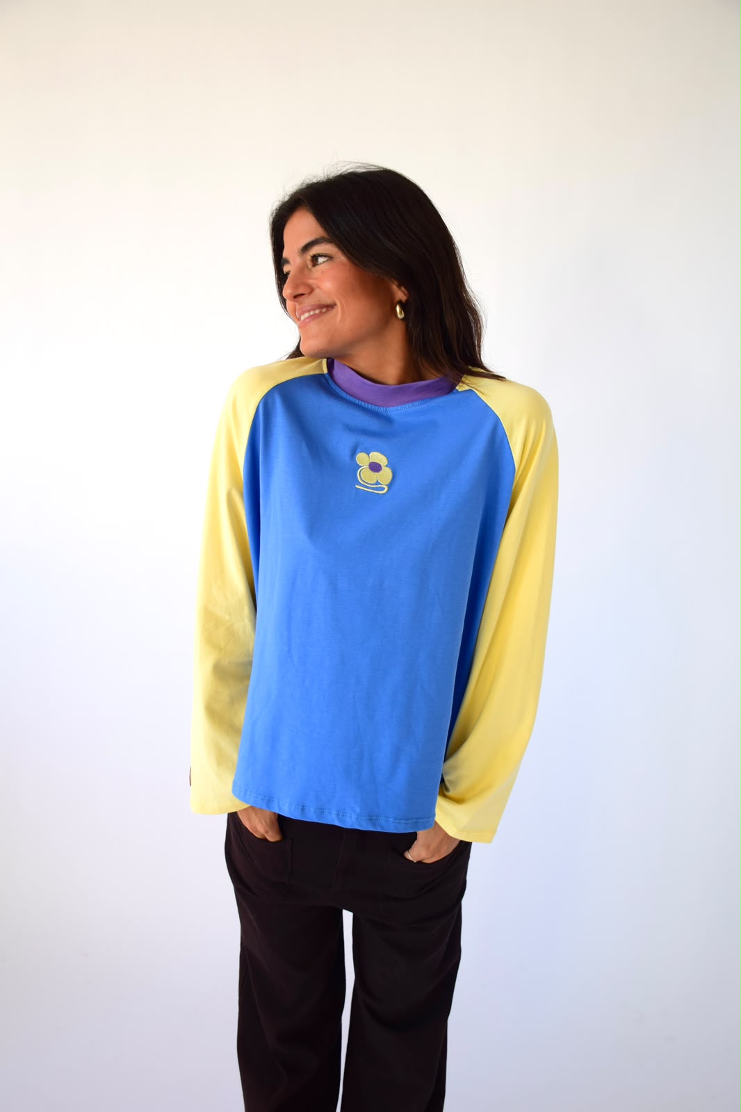 Camiseta Carlota Azul y Amarillo
