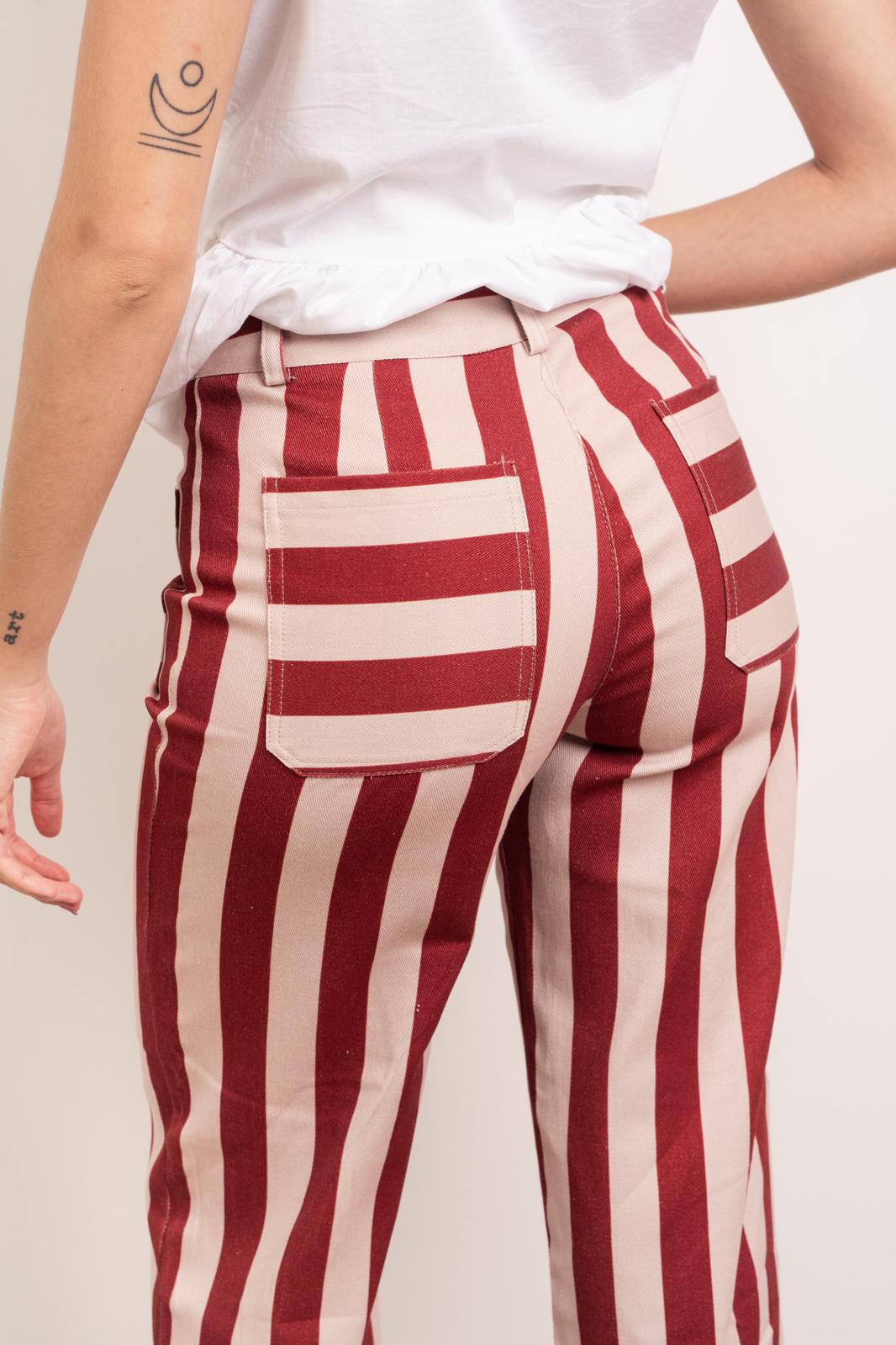 Jeans Valeria Rayas Burgundy