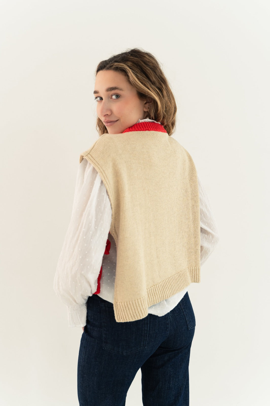 Chaleco Julieta Beige y Rojo
