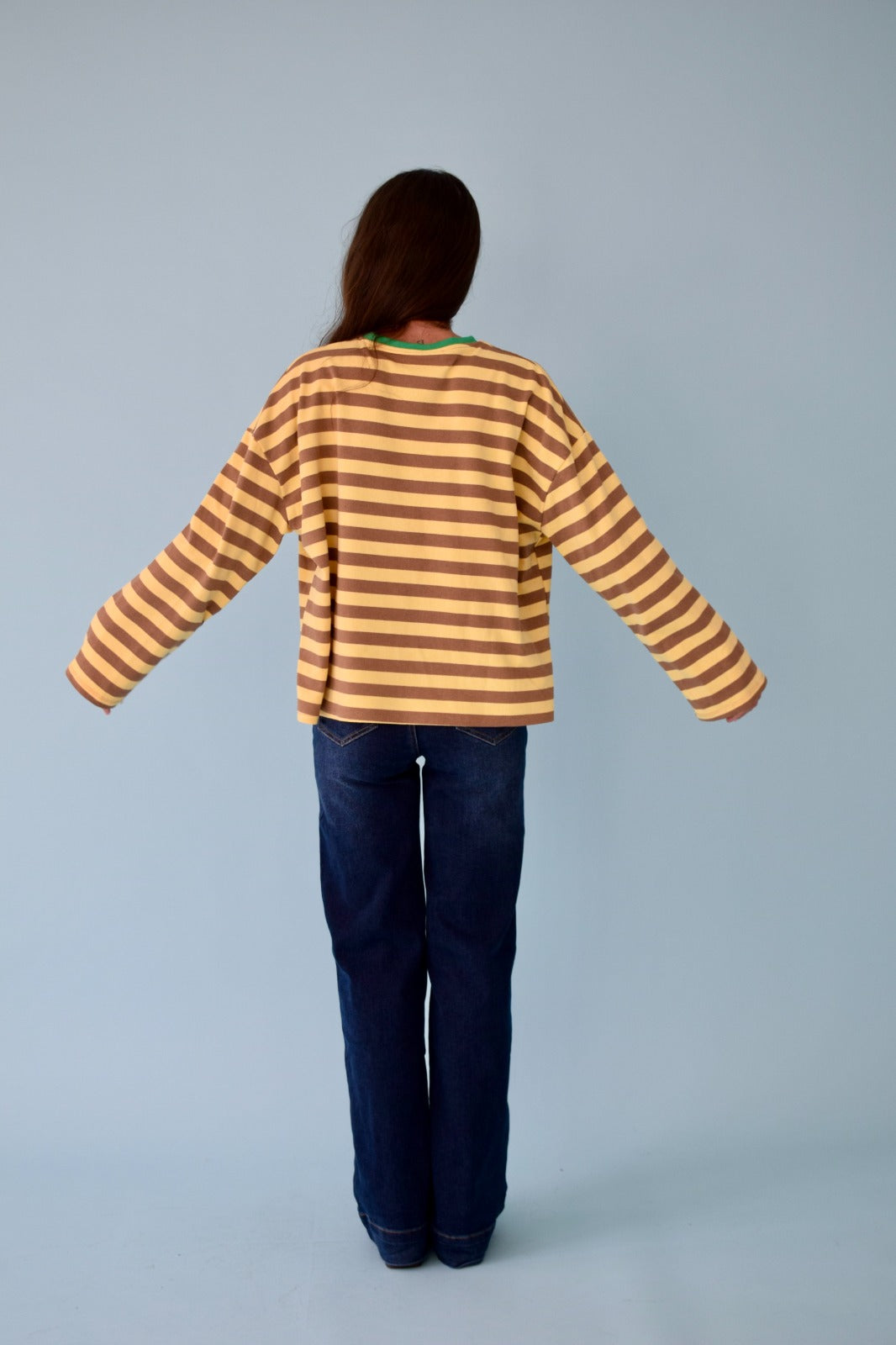 Núria Yellow and Brown T-shirt