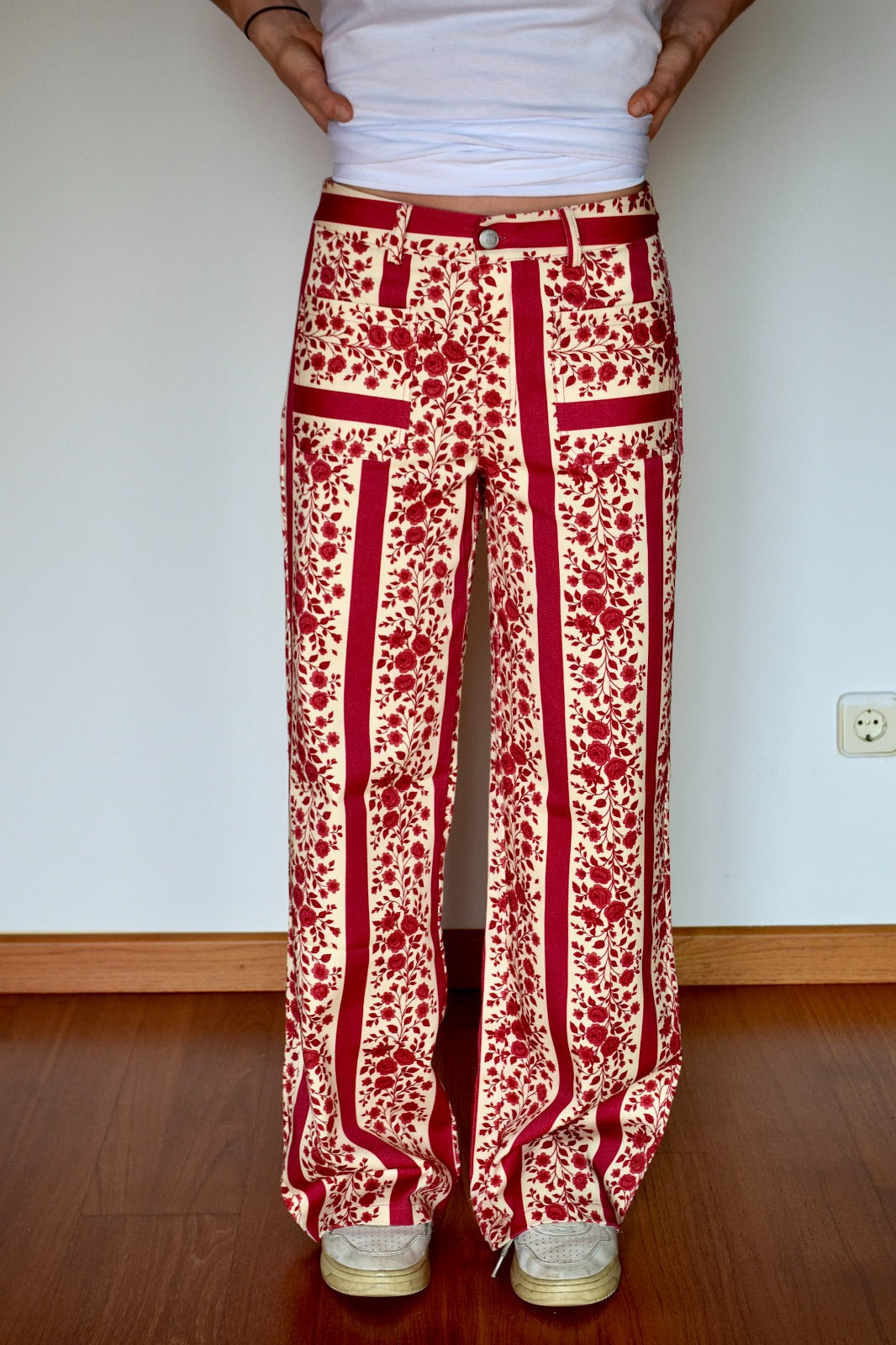 Jeans Valeria Flores Rojo