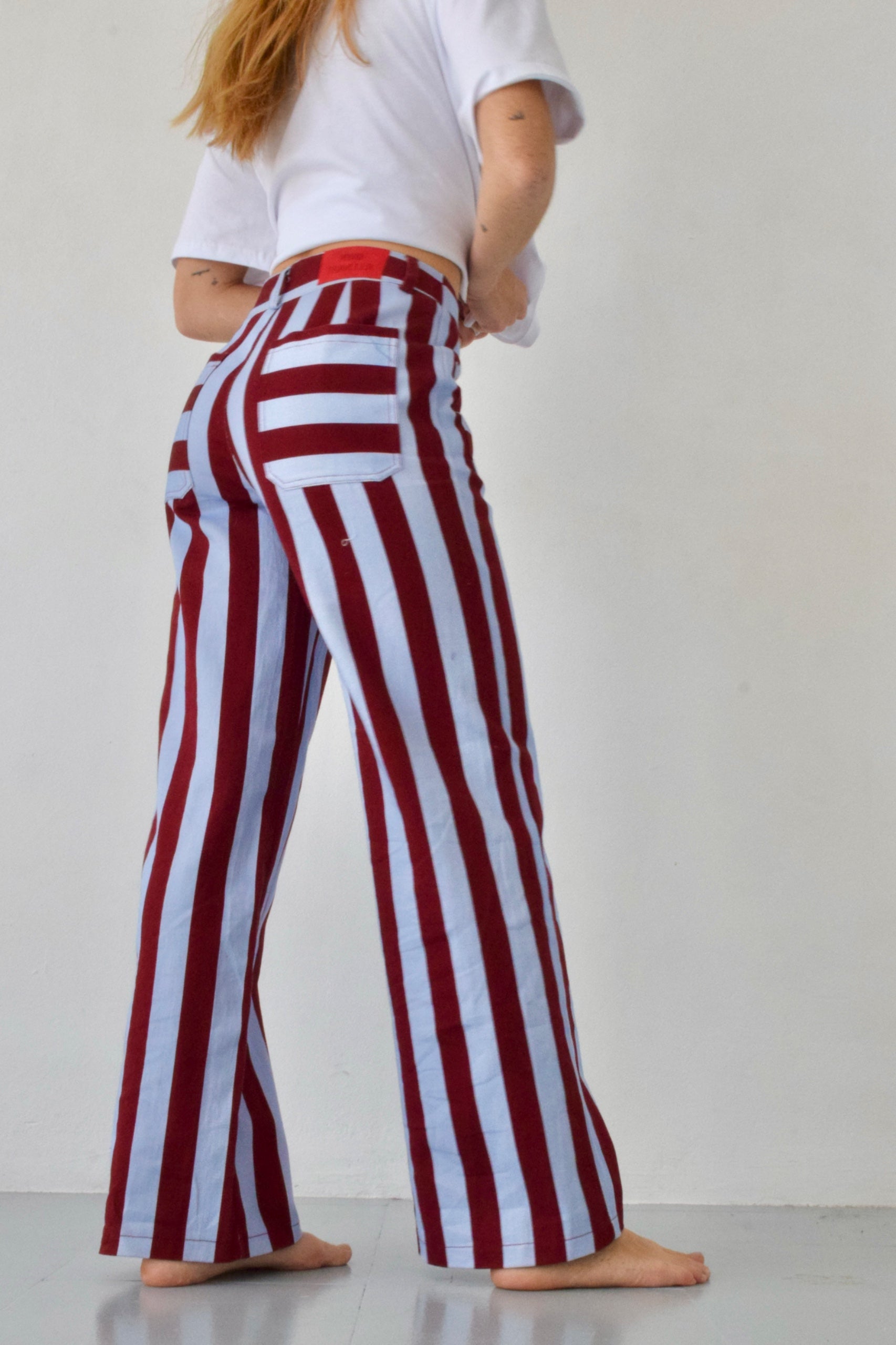 Jeans Valeria Rayas Burgundy y Celeste