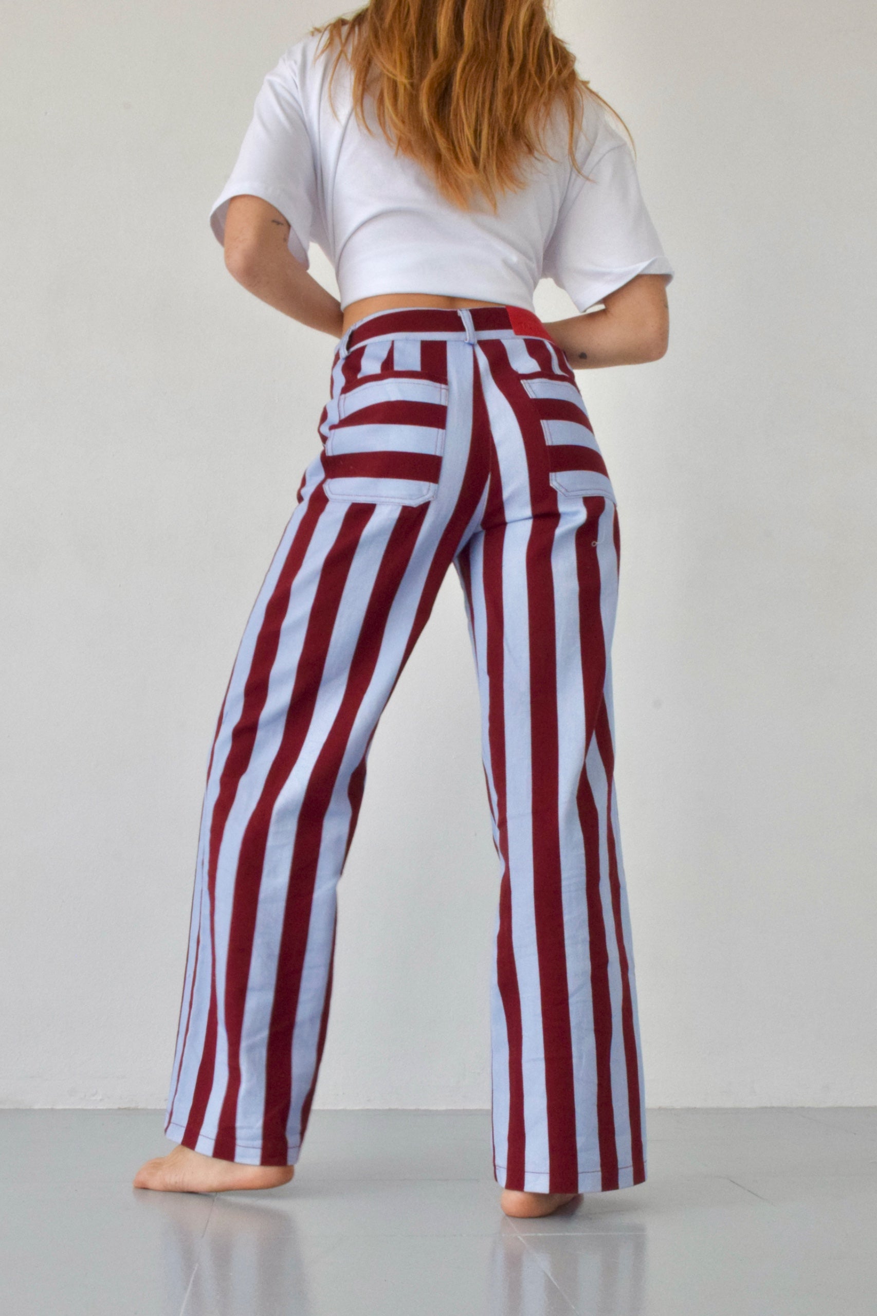 Jeans Valeria Rayas Burgundy y Celeste