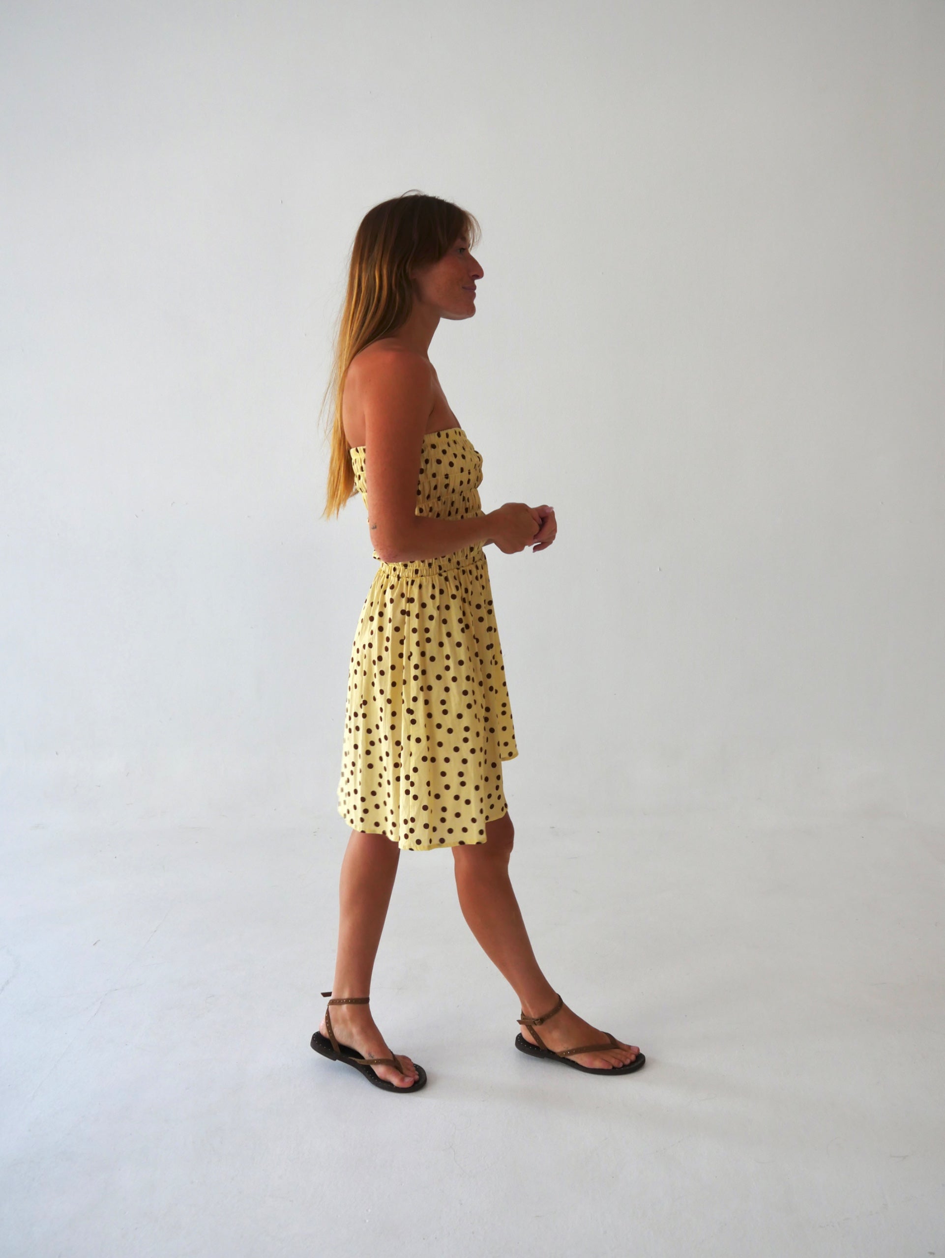 Vestido Emily Topos Amarillo Corto