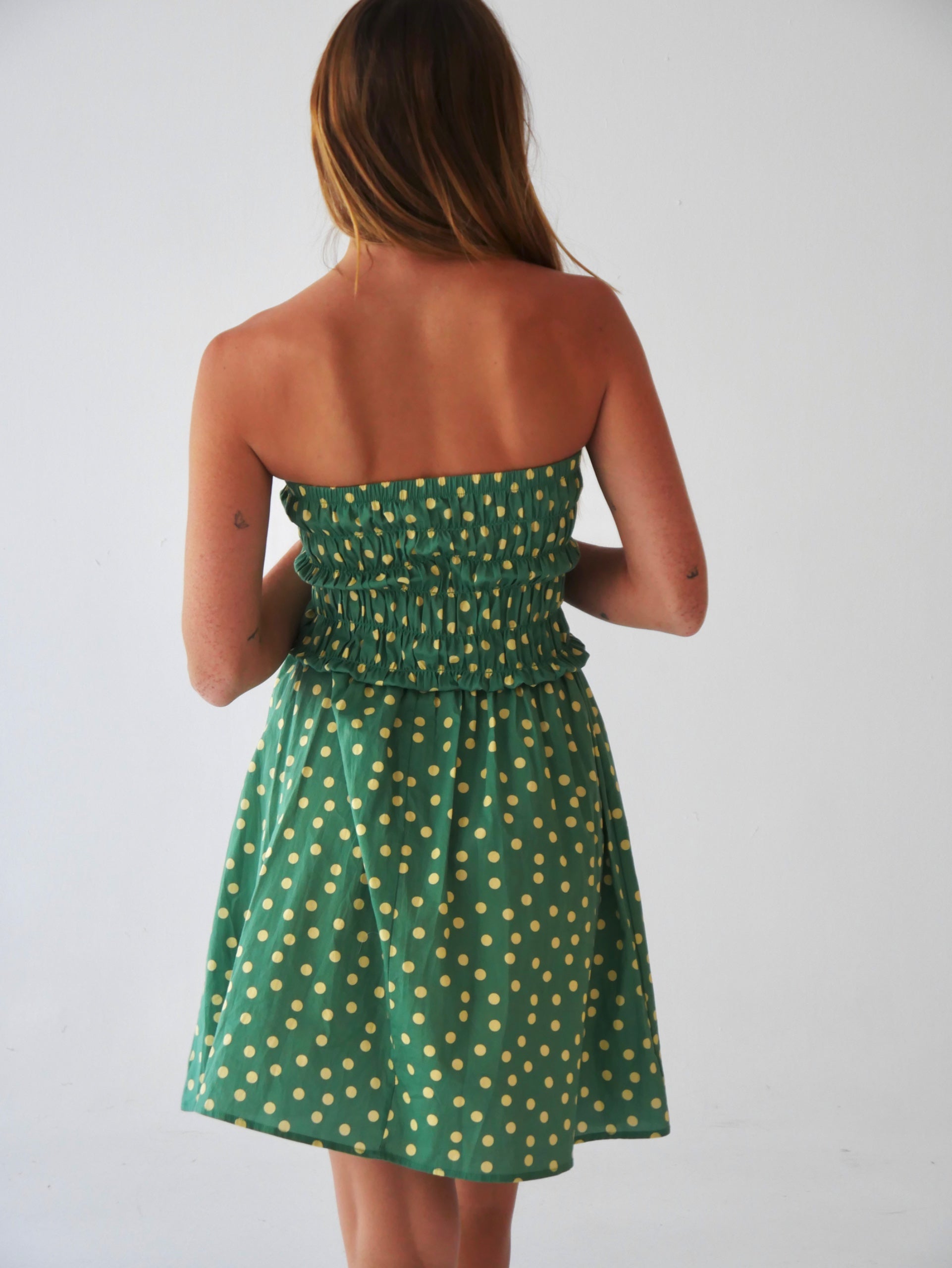 Vestido Emily Topos Verde Corto