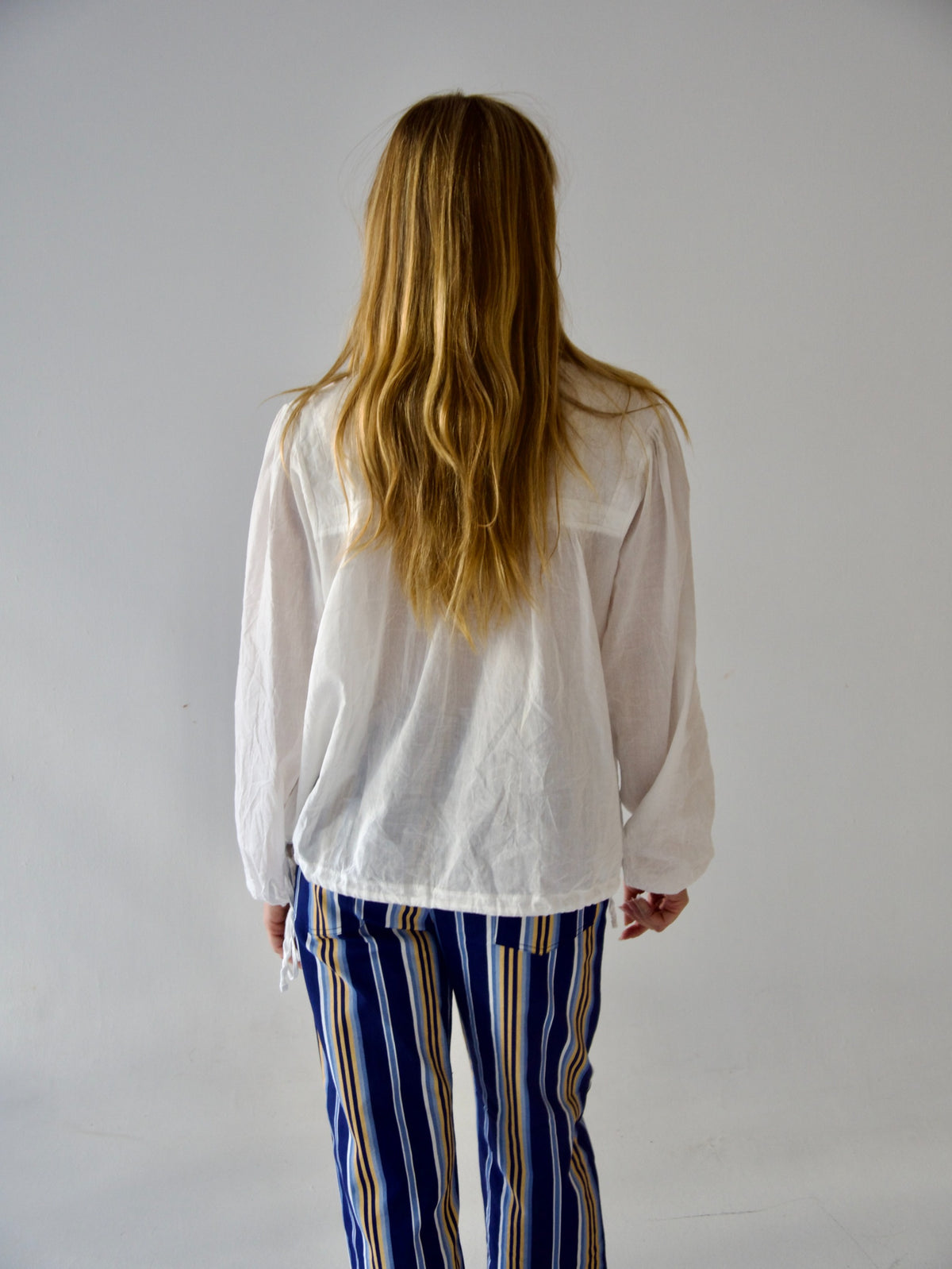 Blusa Violeta Blanca
