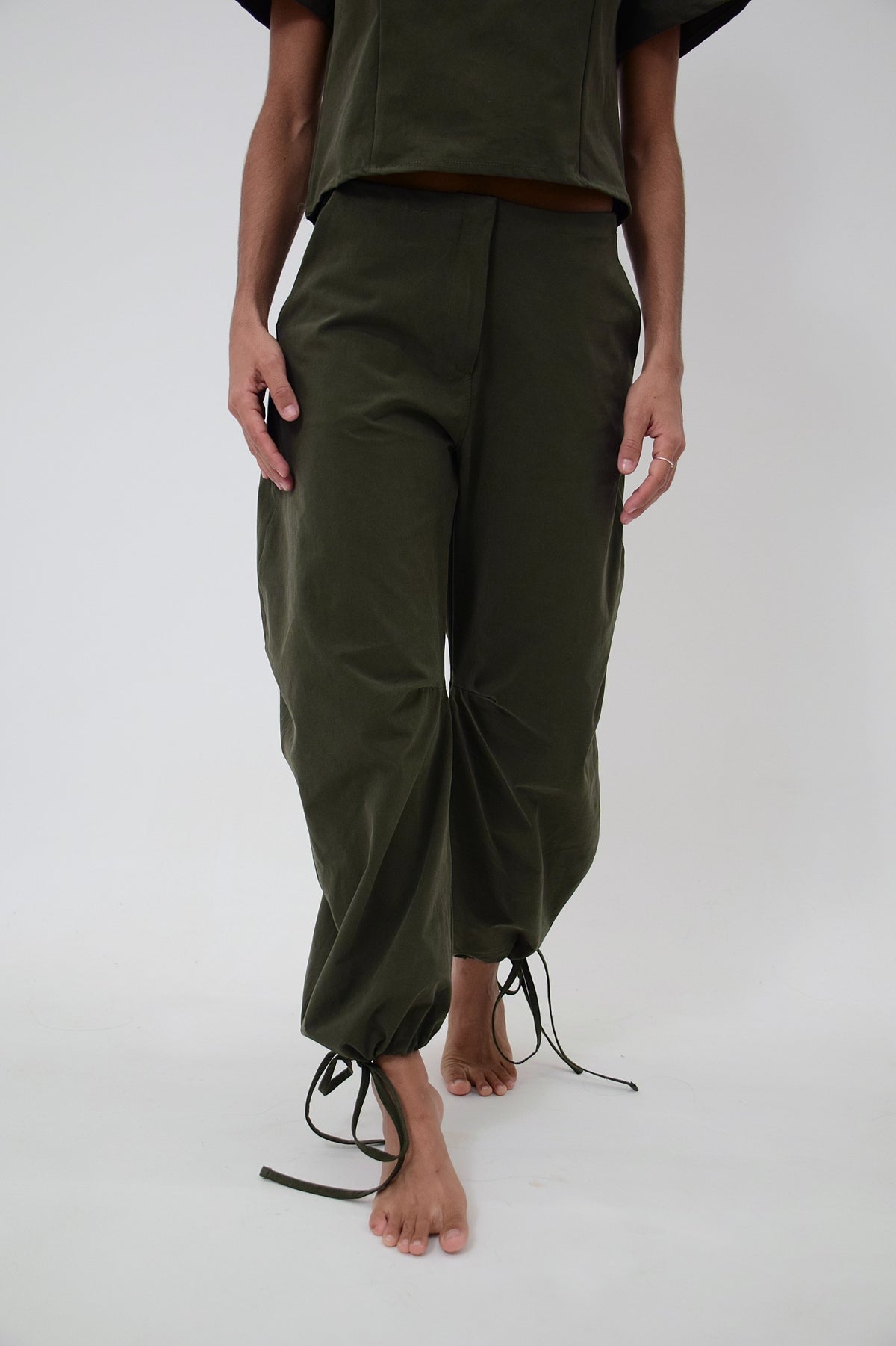 Pantalón Carlota Kaki