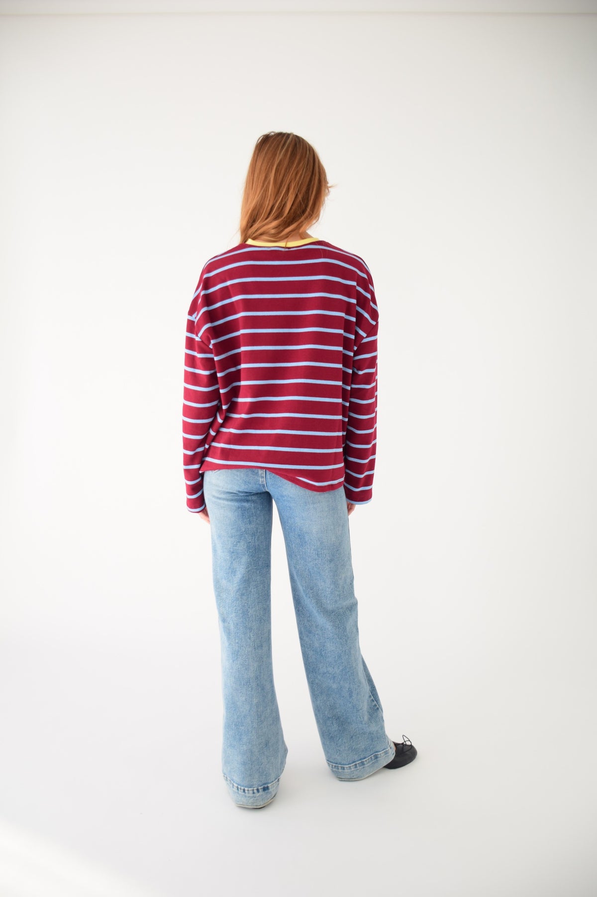 Míriam Burgundy and Light Blue T-Shirt