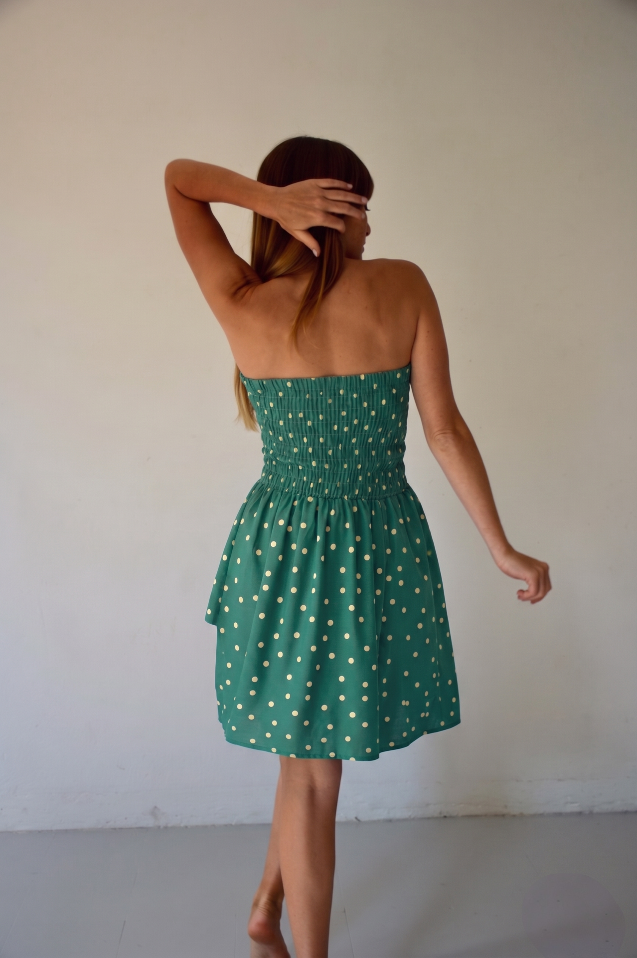 Vestido Emily Topos Verde Corto