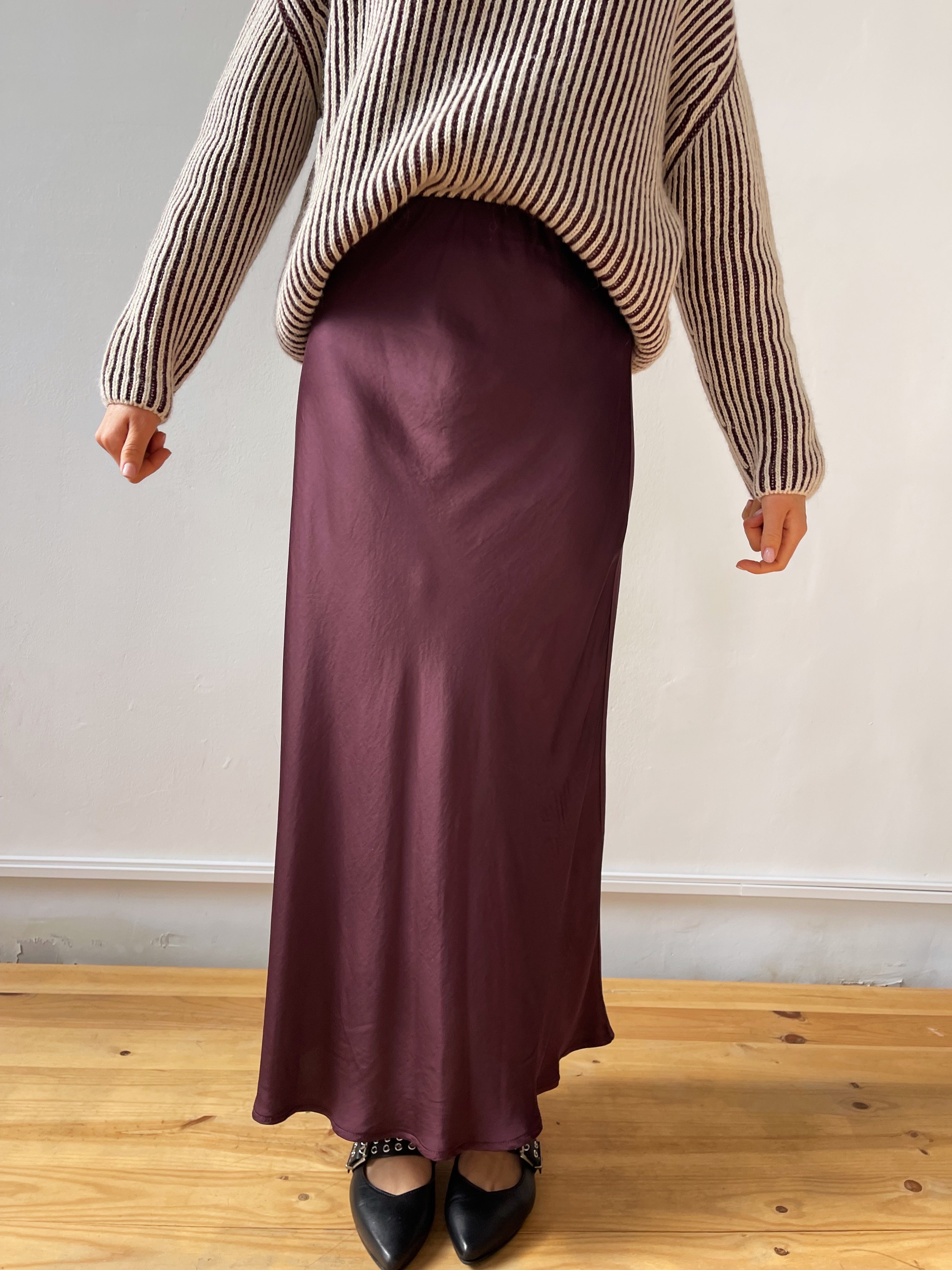 Tania Burgundy Skirt