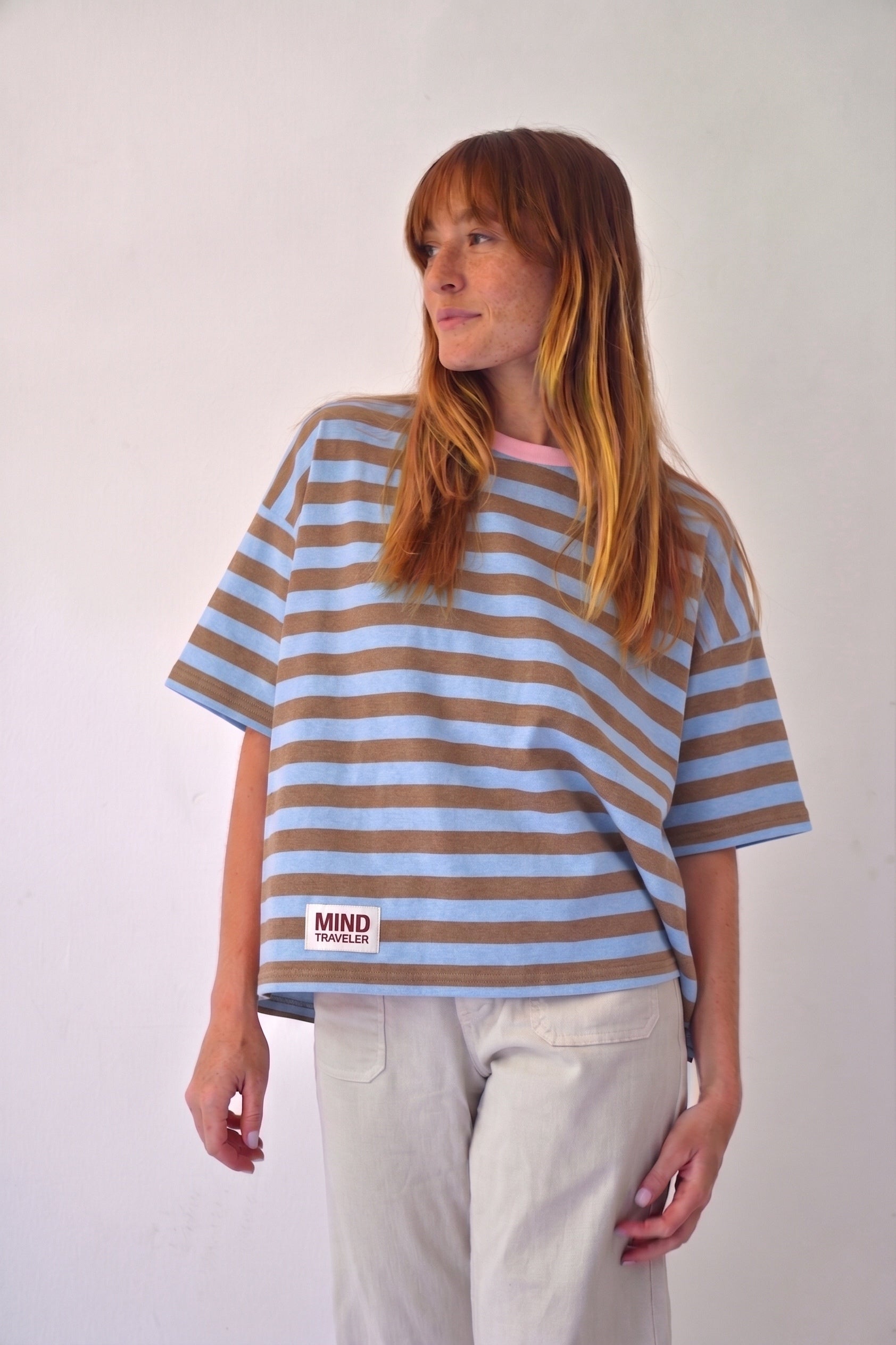 Camiseta Nunu Celeste y Marrón