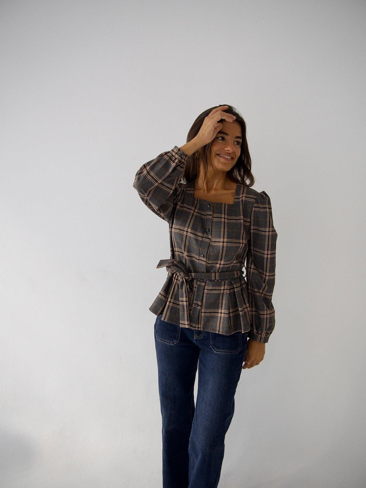 Blusa Beth Cuadros Gris