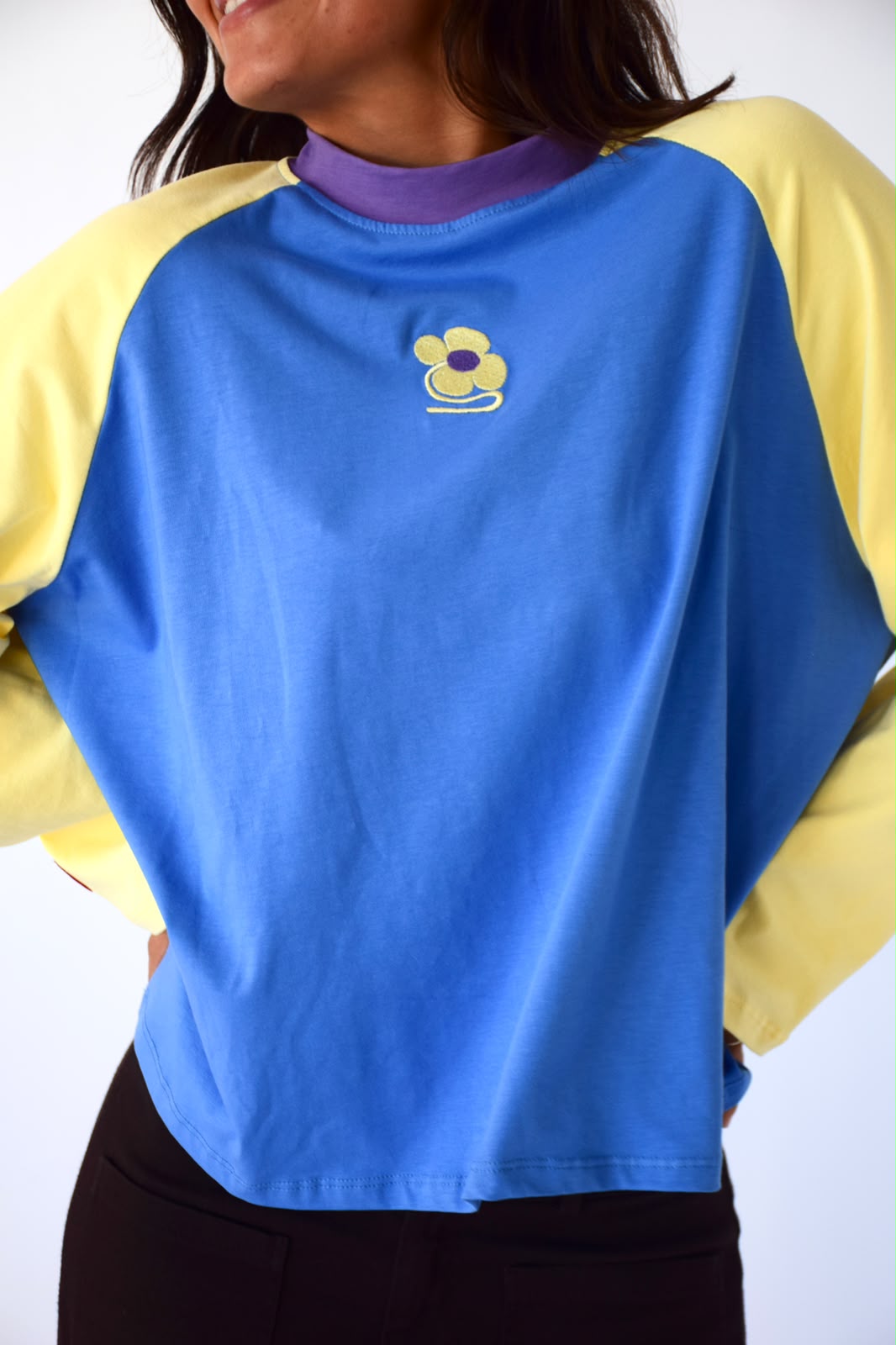 Camiseta Carlota Azul y Amarillo