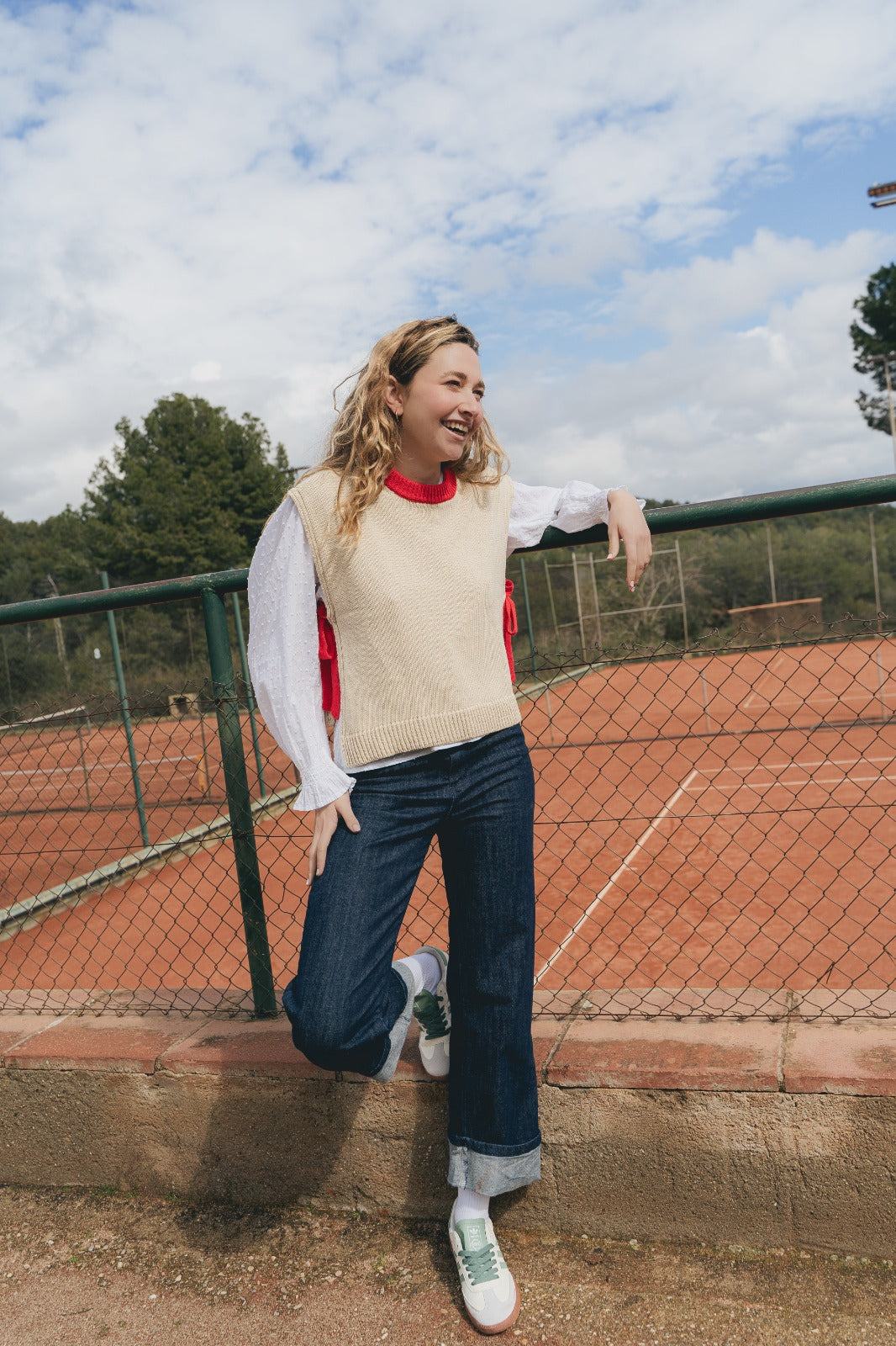 Chaleco Julieta Beige y Rojo