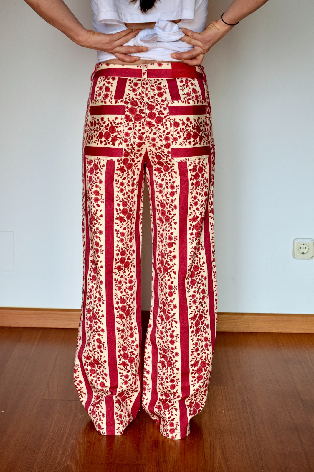 Jeans Valeria Flores Rojo