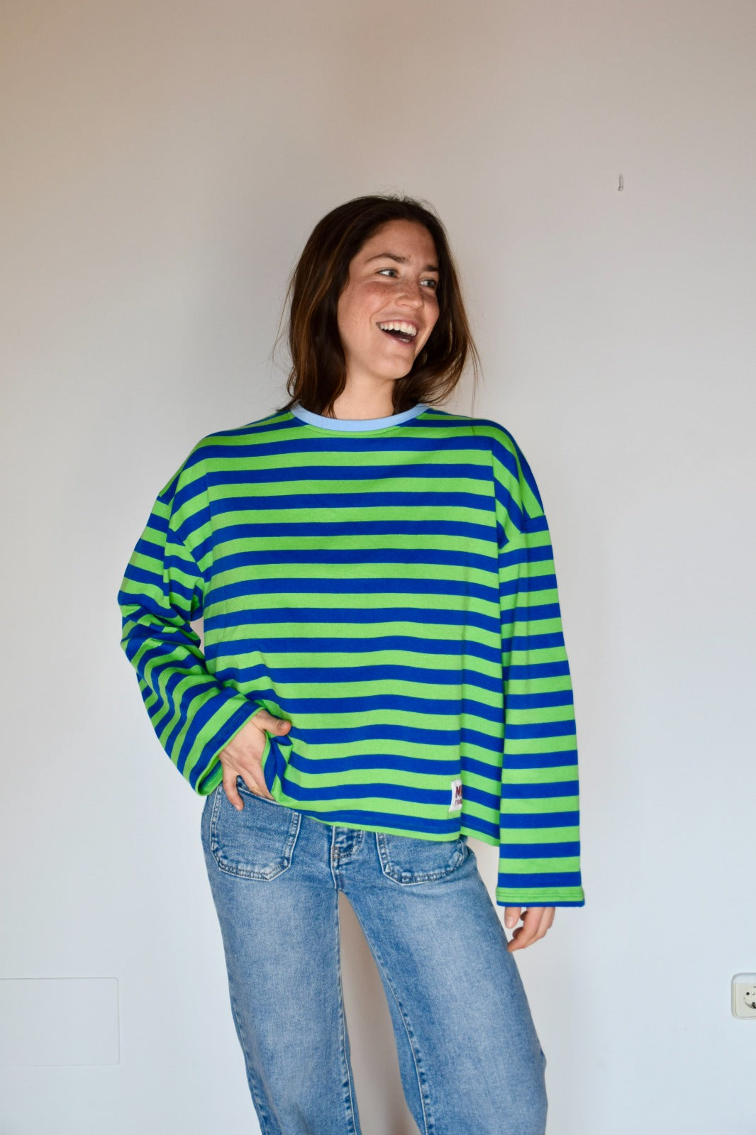 Camiseta Núria Verde y Marino