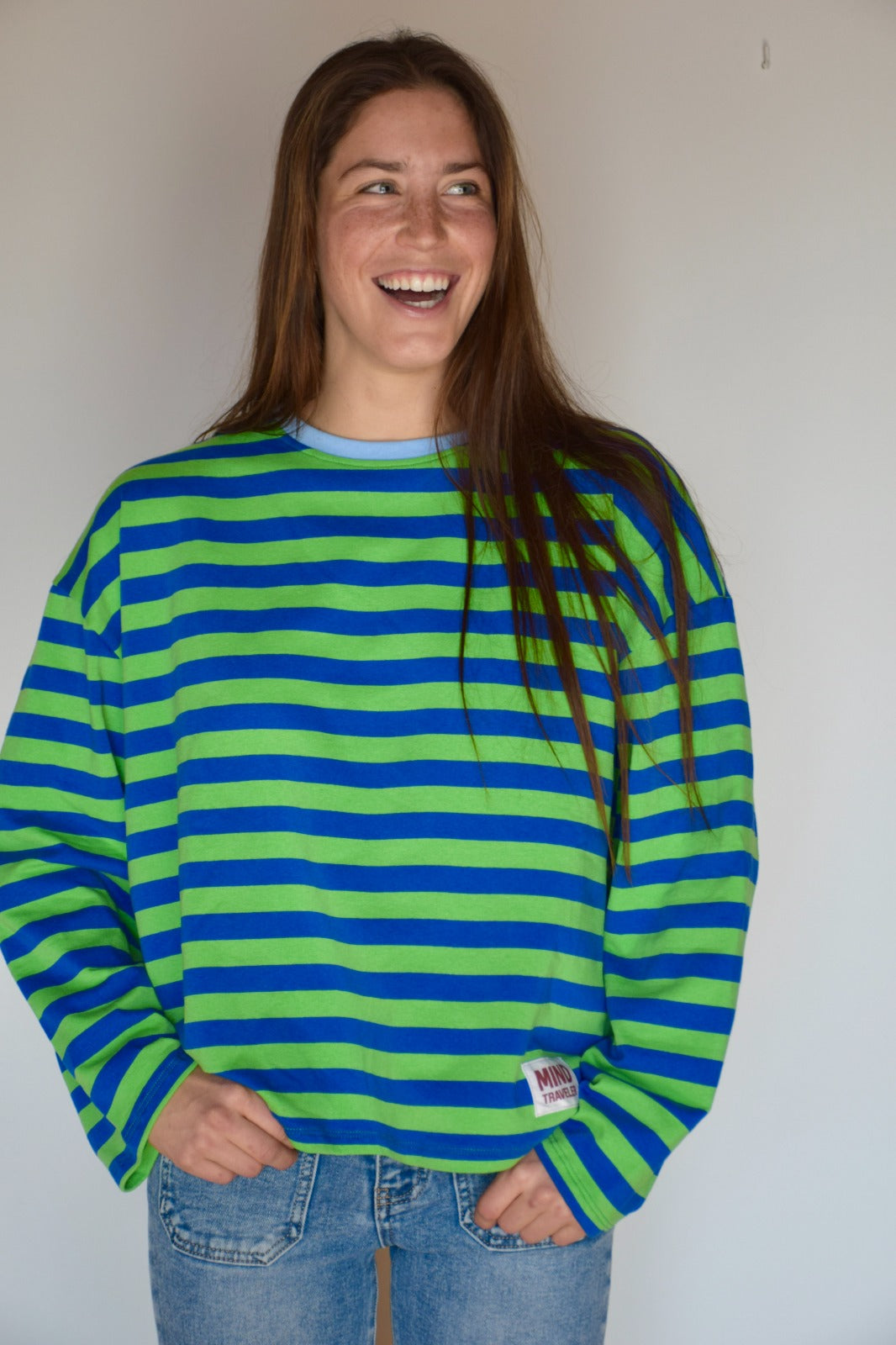 Camiseta Núria Verde y Marino