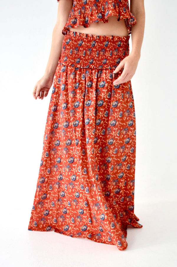 Falda Bruna Lirio Rojo