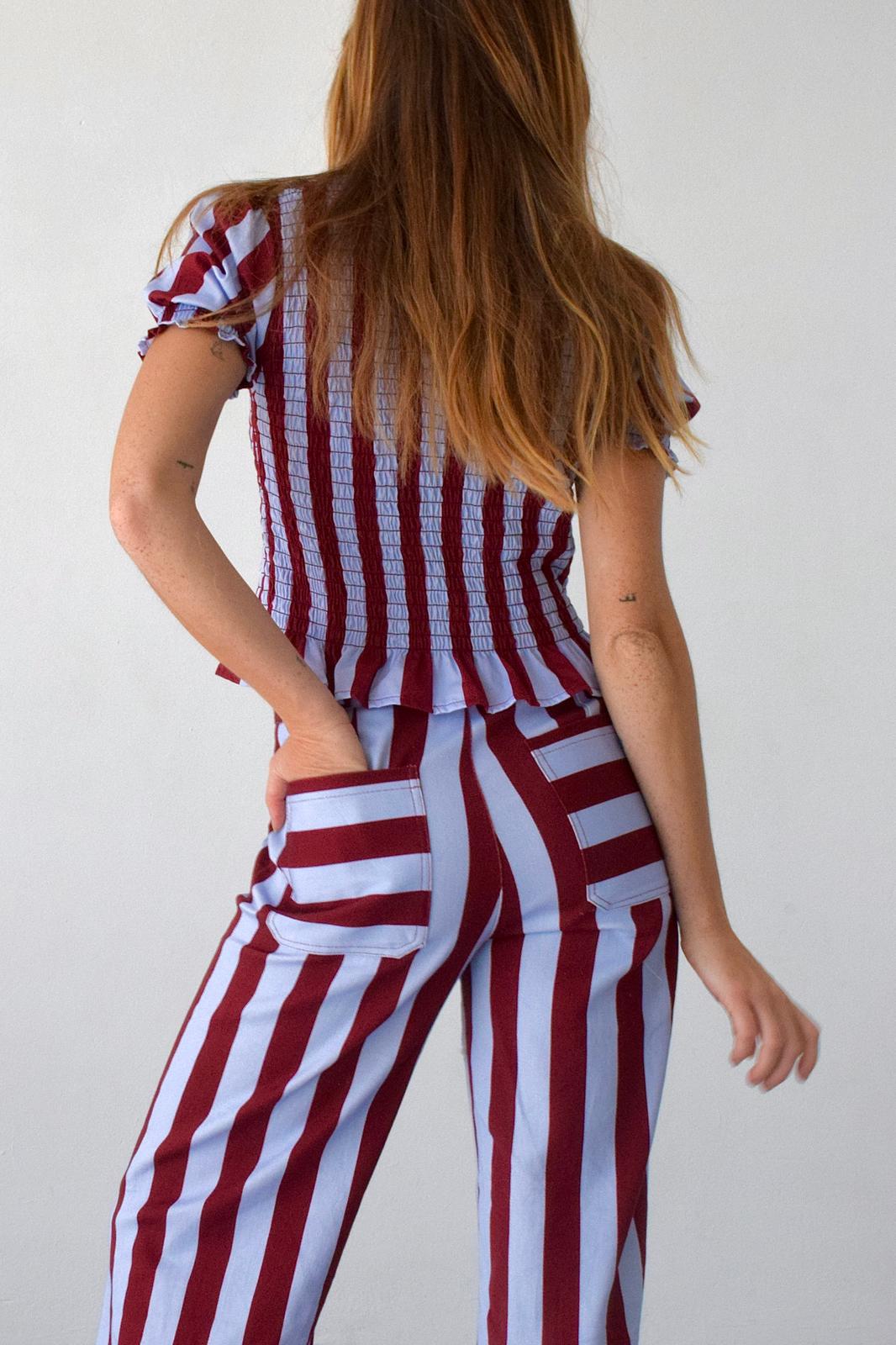 Blusa Chía Rayas Burgundy y Celeste Manga Corta