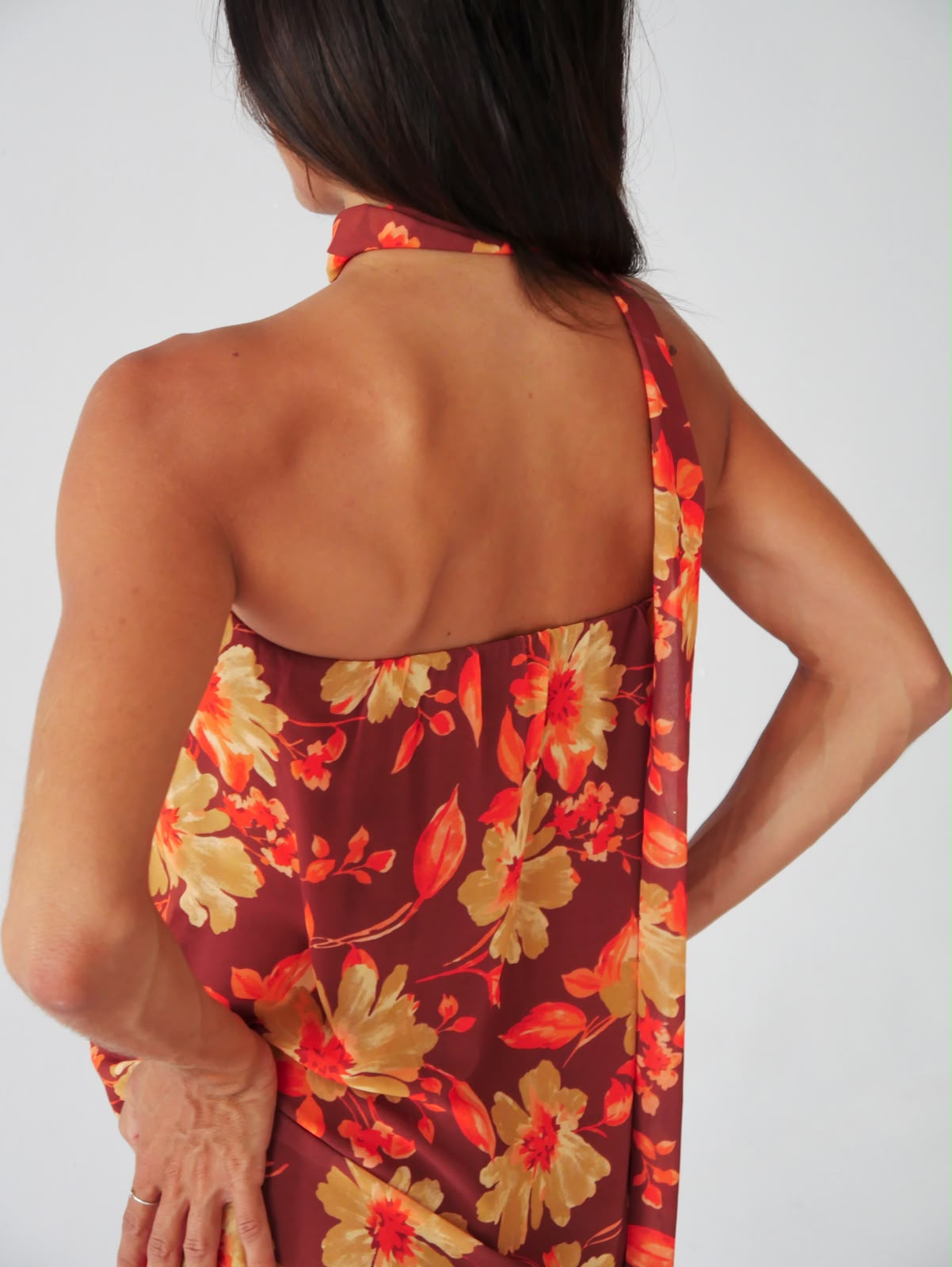 Vestido Sara Flores Marrón