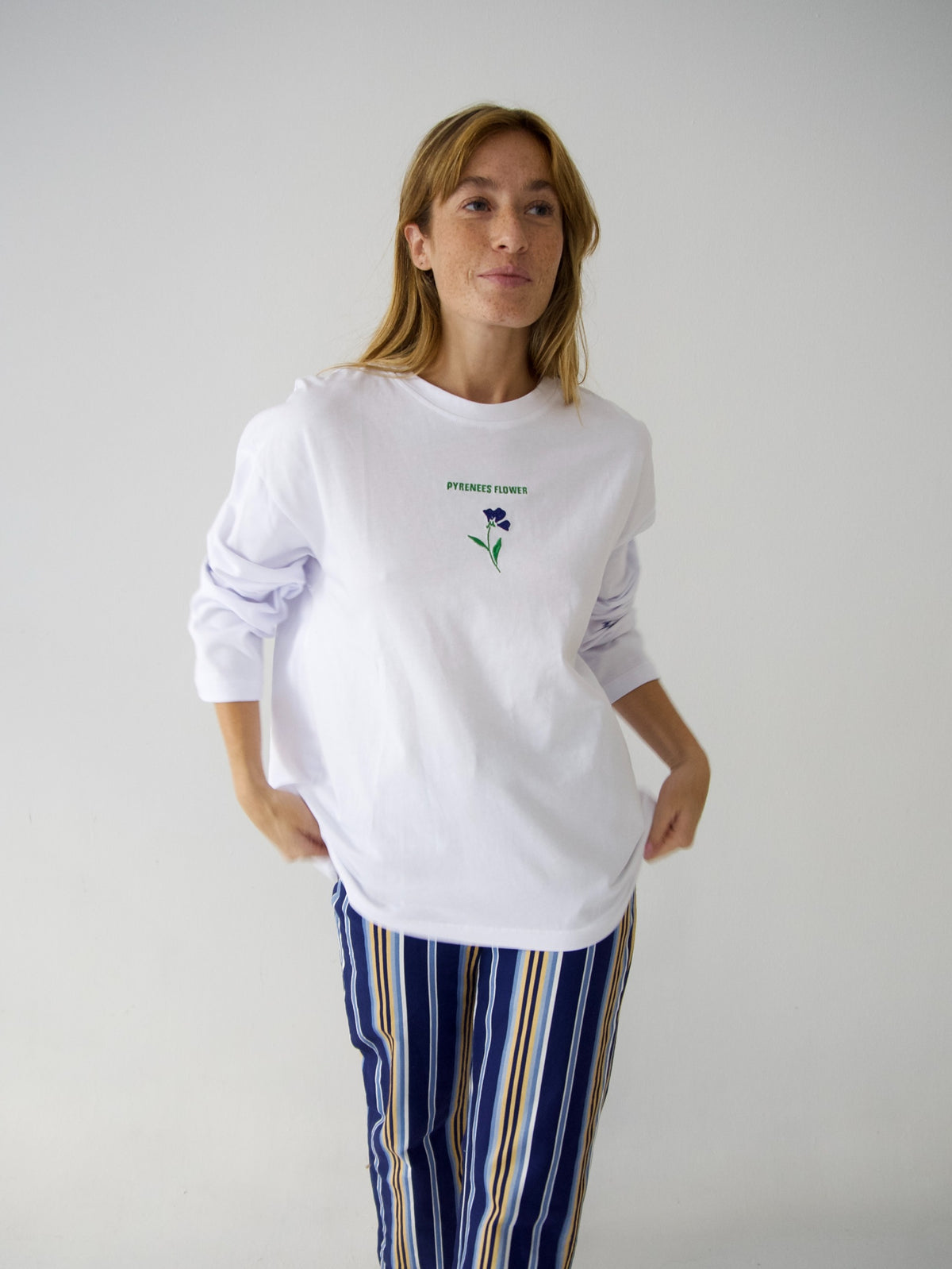 Camiseta Pyrenees Flower Manga Larga