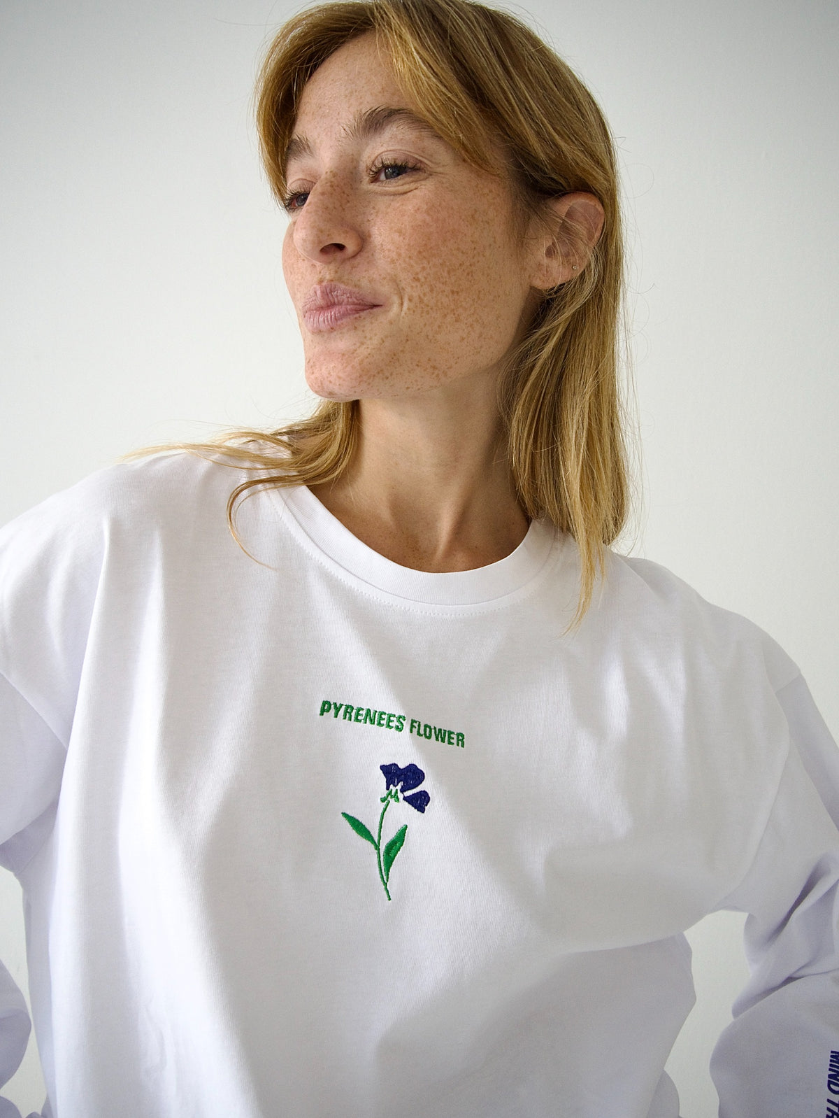 Camiseta Pyrenees Flower Manga Larga