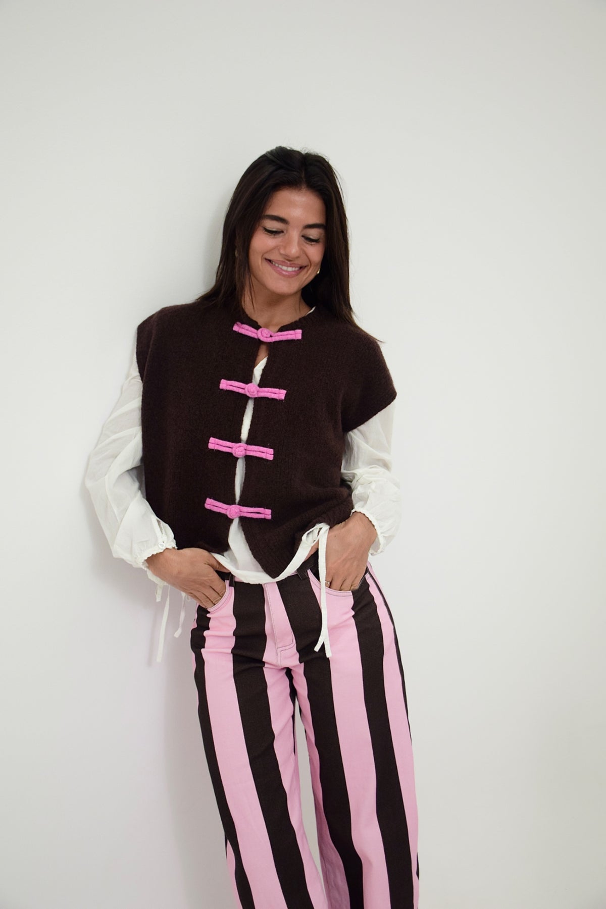 Chaleco Lucy Marrón y Rosa