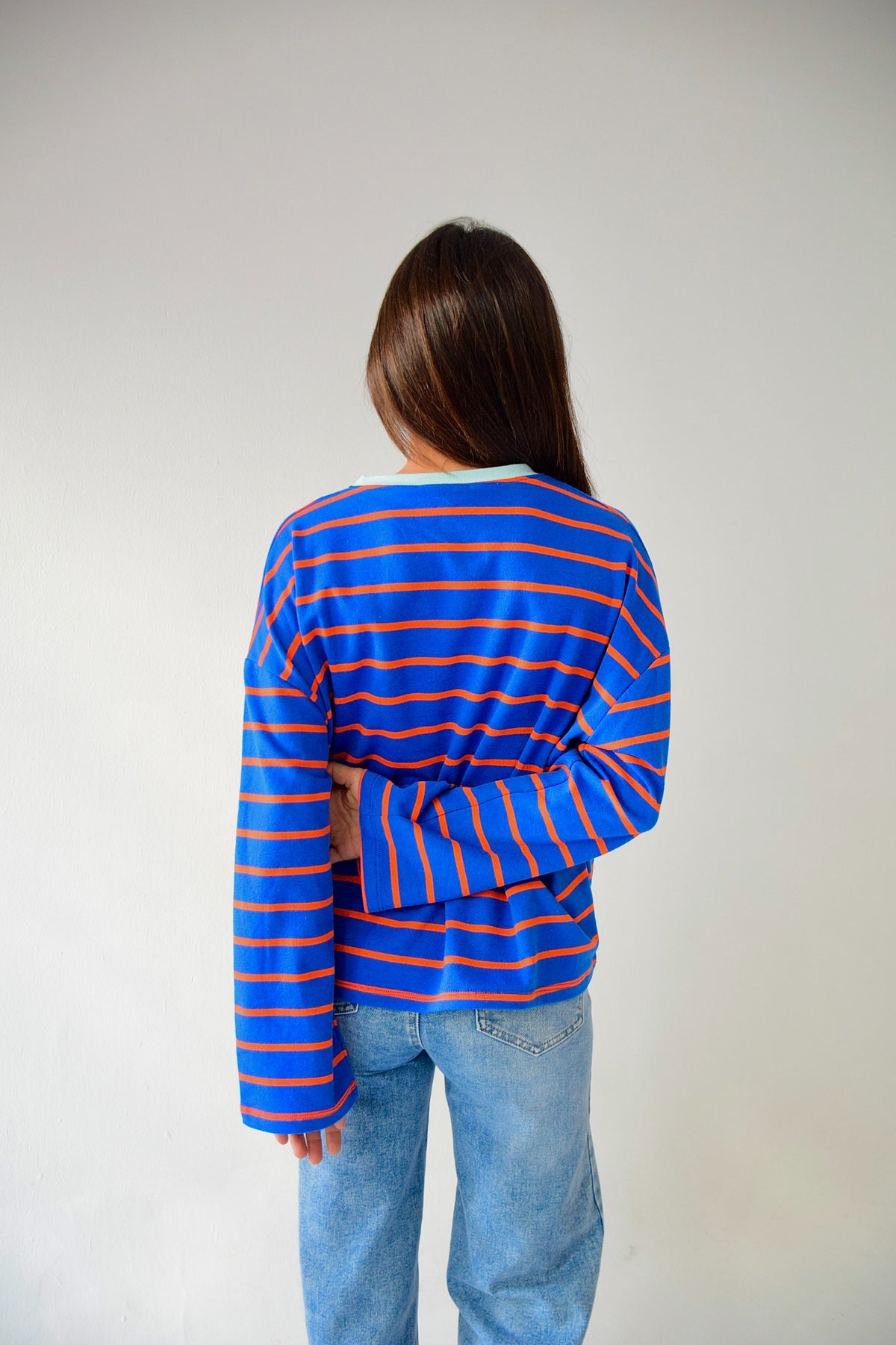Camiseta Míriam Azul y Naranja