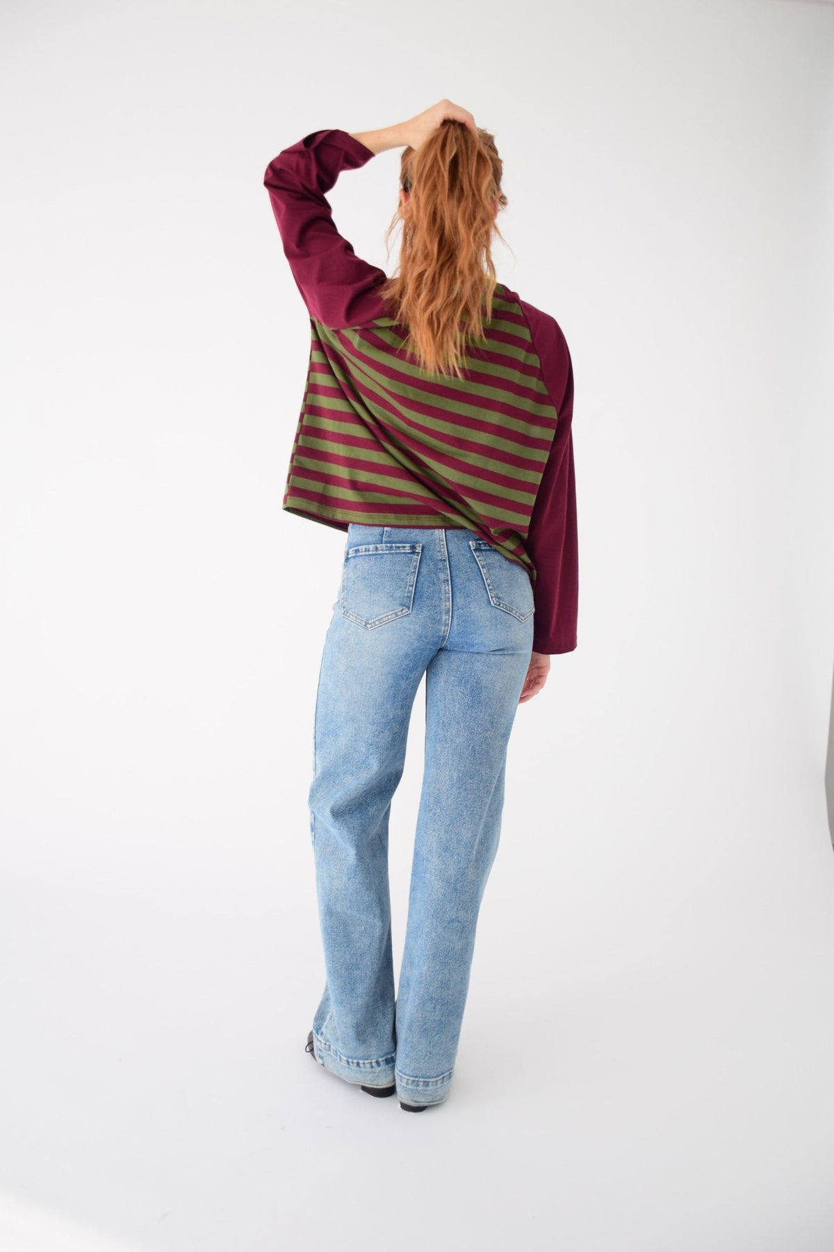 Carla T-Shirt in Khaki and Burgundy