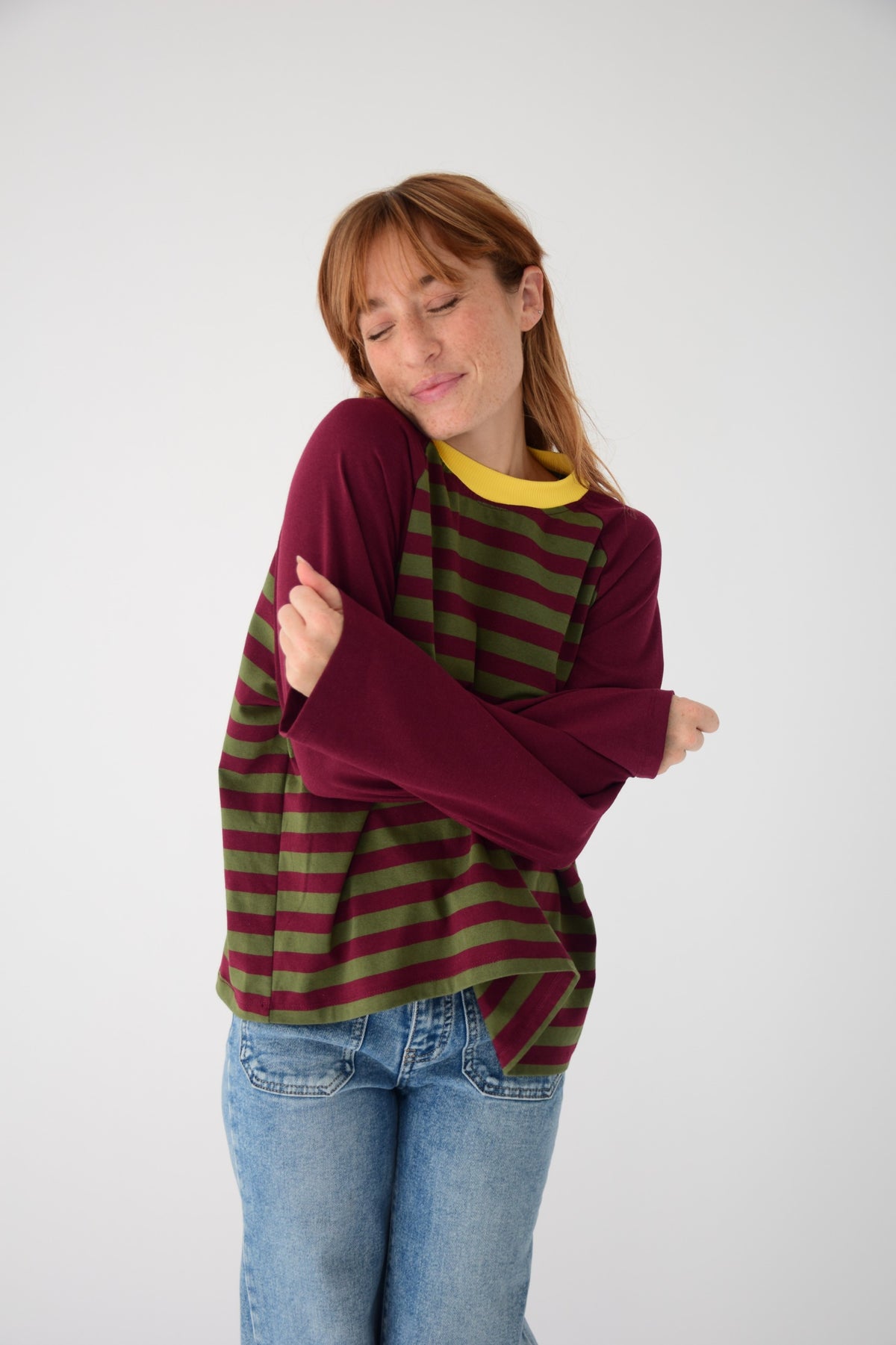 Carla T-Shirt in Khaki and Burgundy