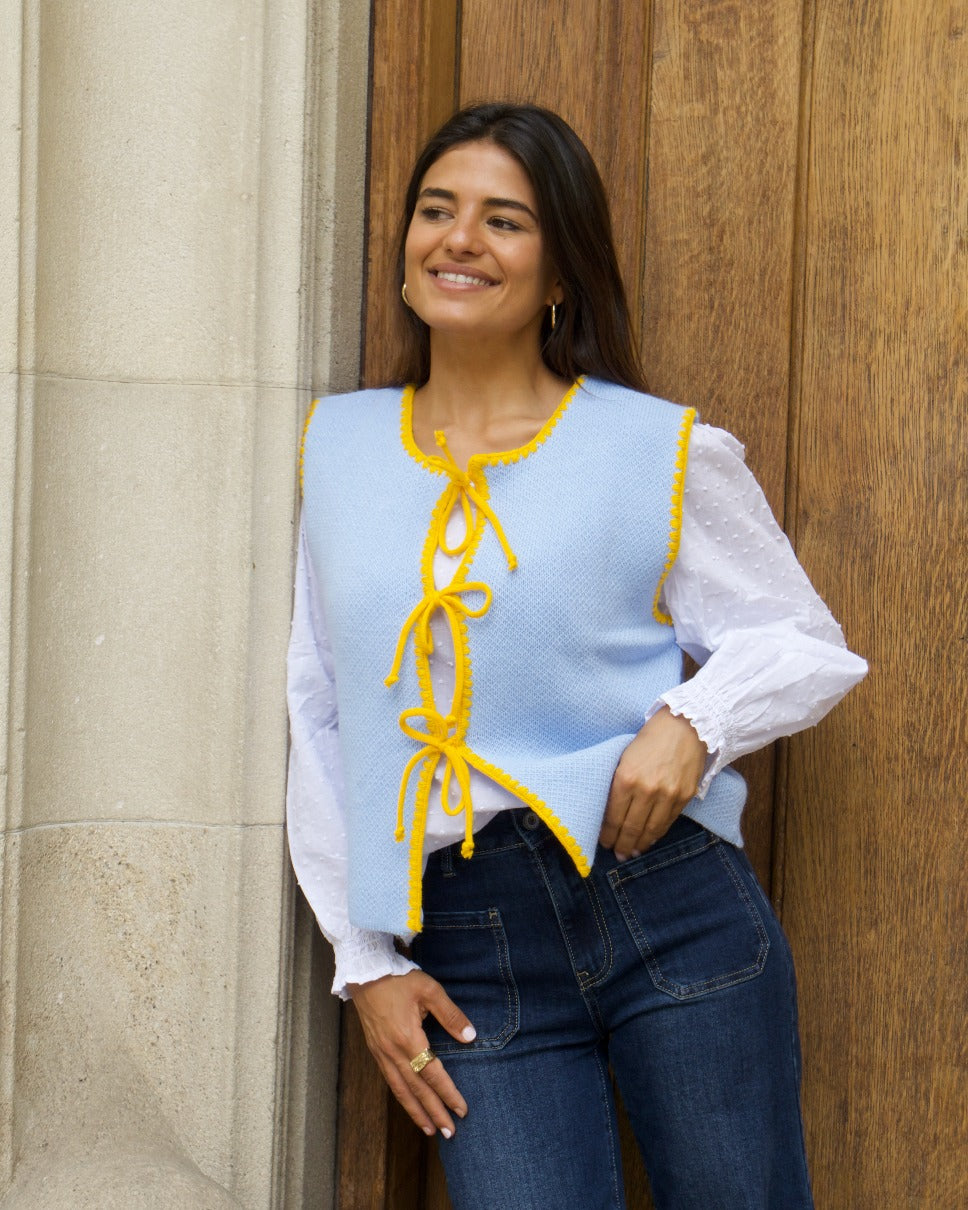 Chaleco Punto Celeste y Amarillo