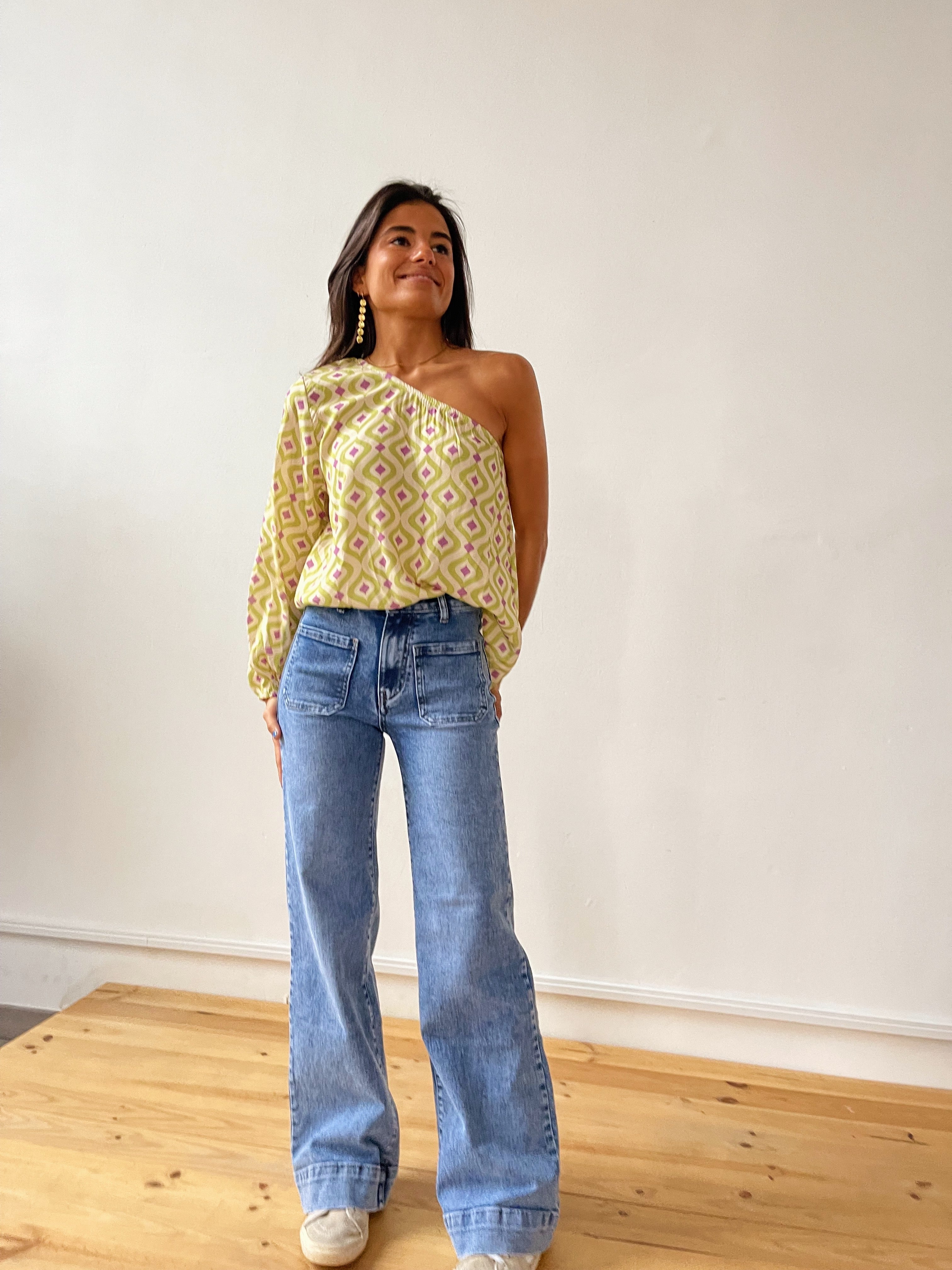 Leonor Lime Top