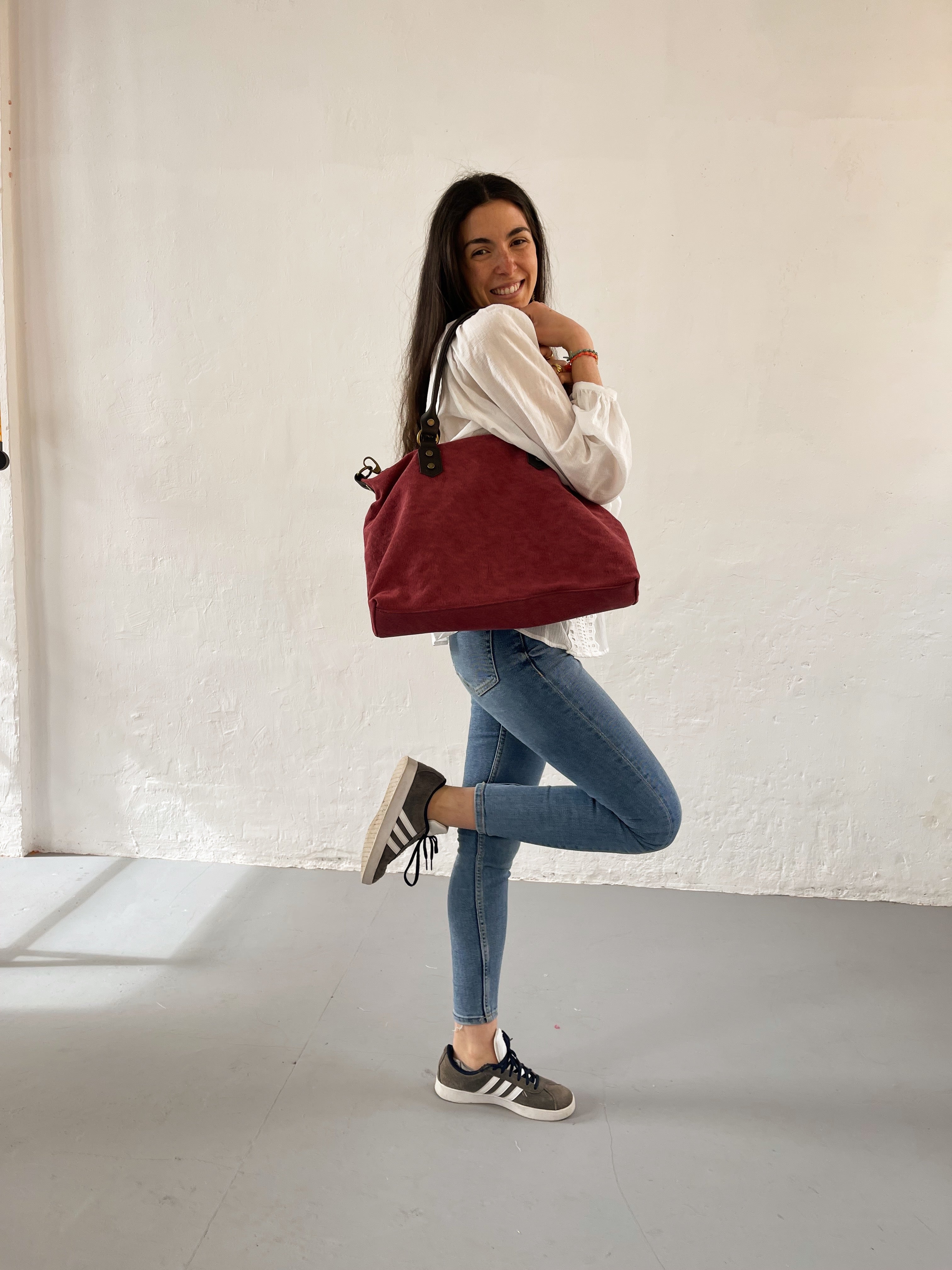 Julieta Burgundy Bag