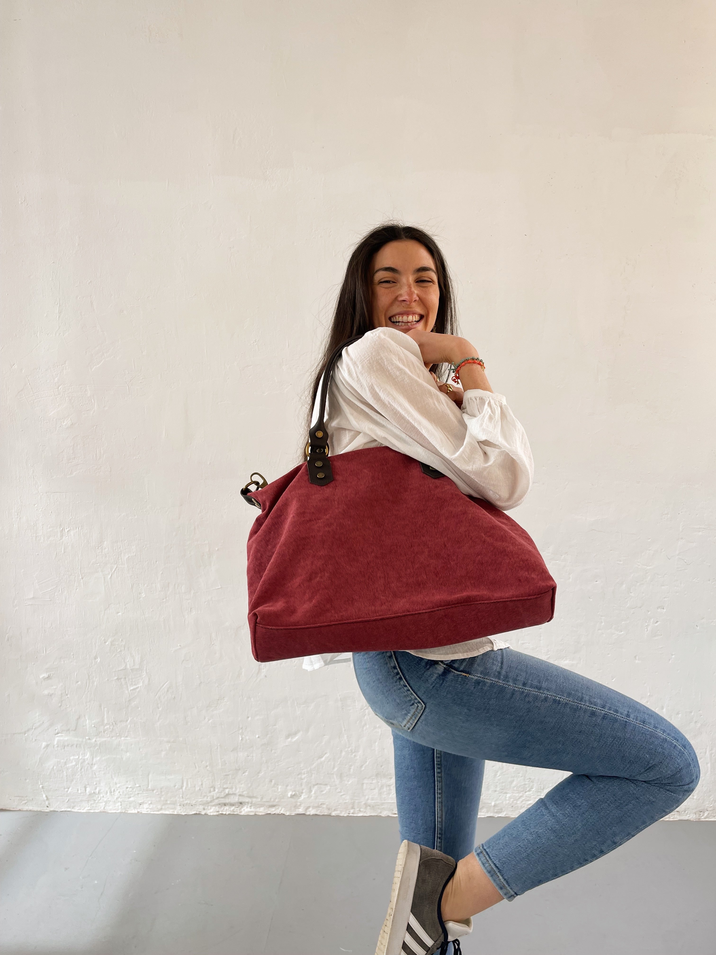 Julieta Burgundy Bag