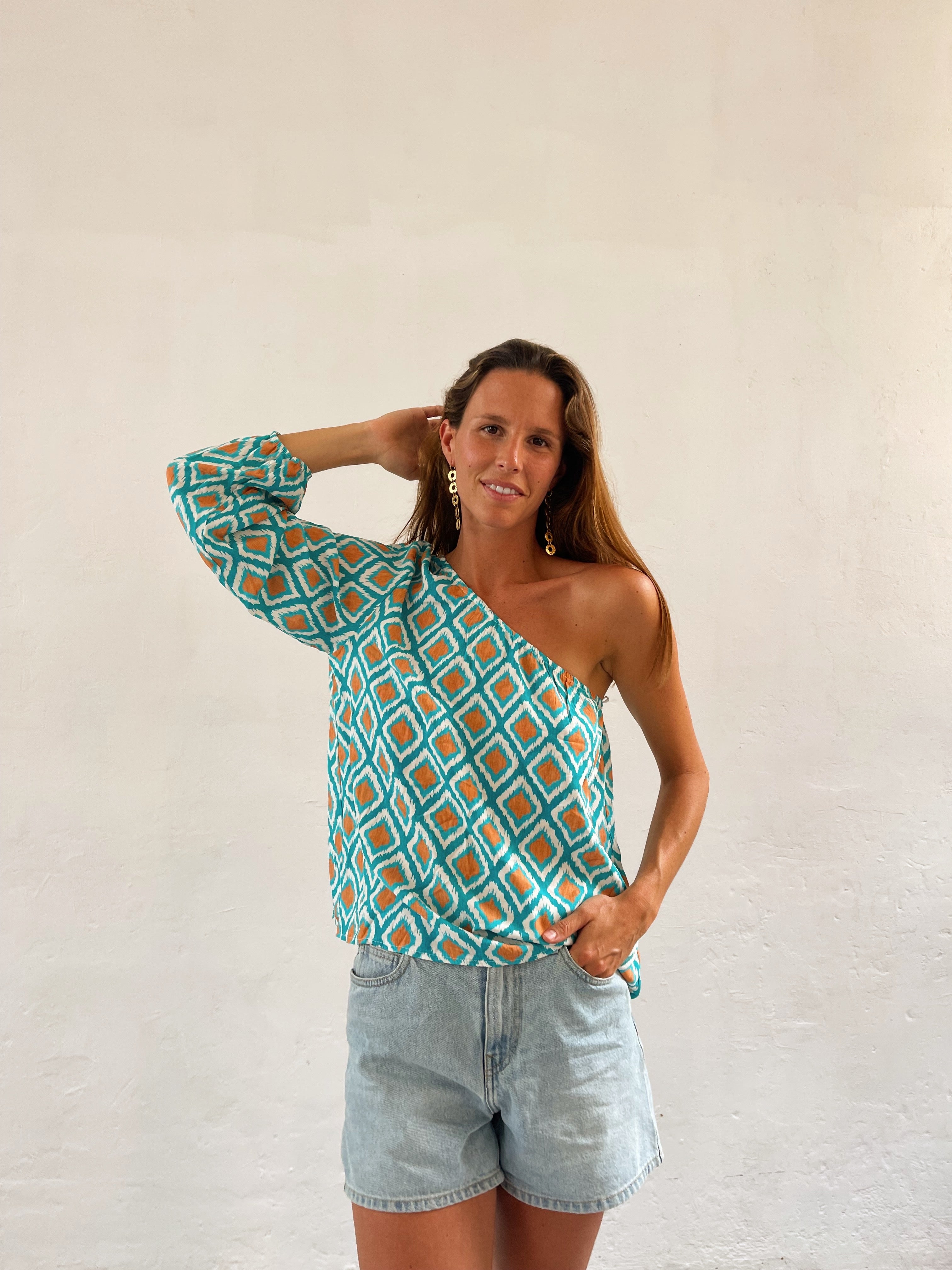 Rhombus Print Turquoise Top