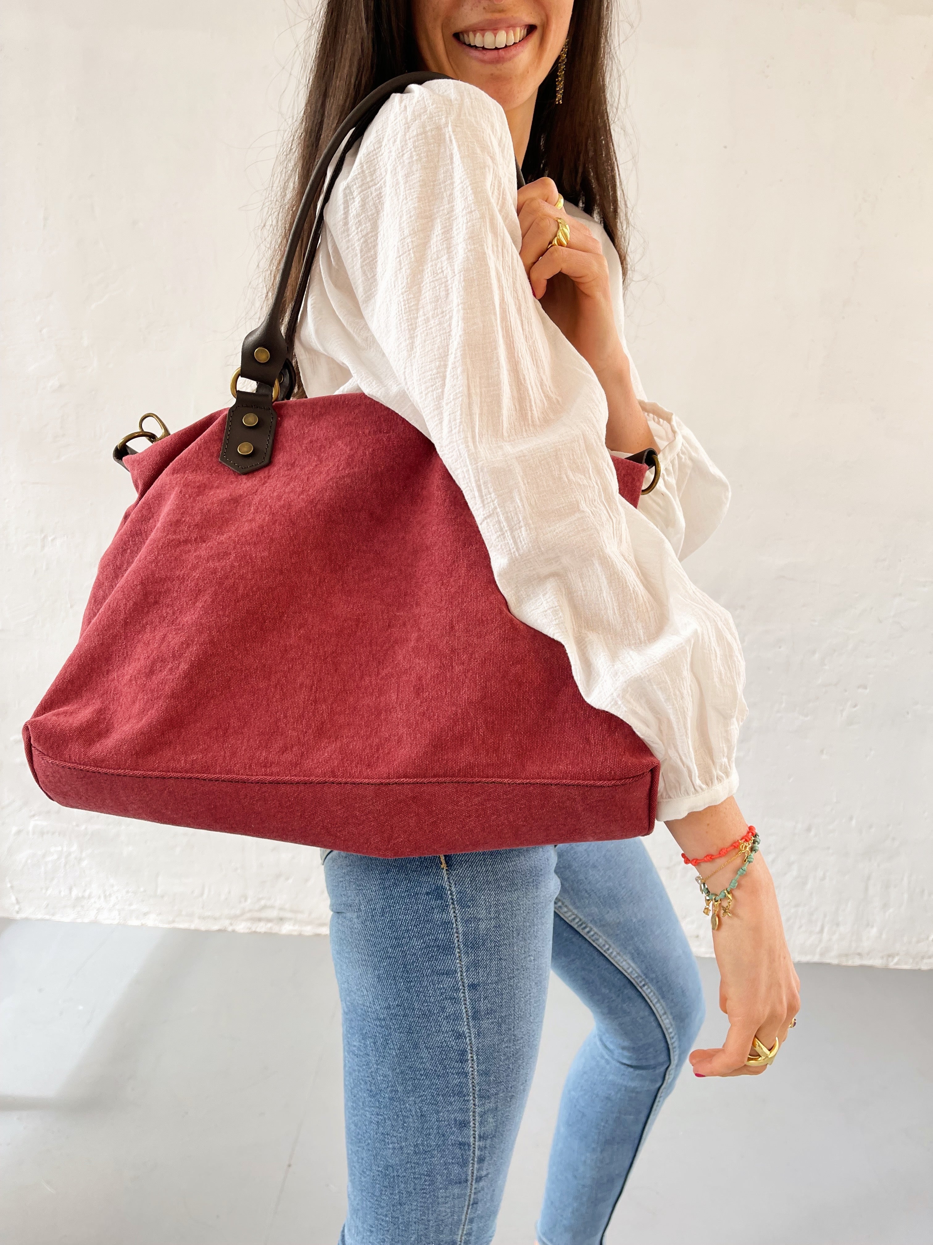 Julieta Burgundy Bag