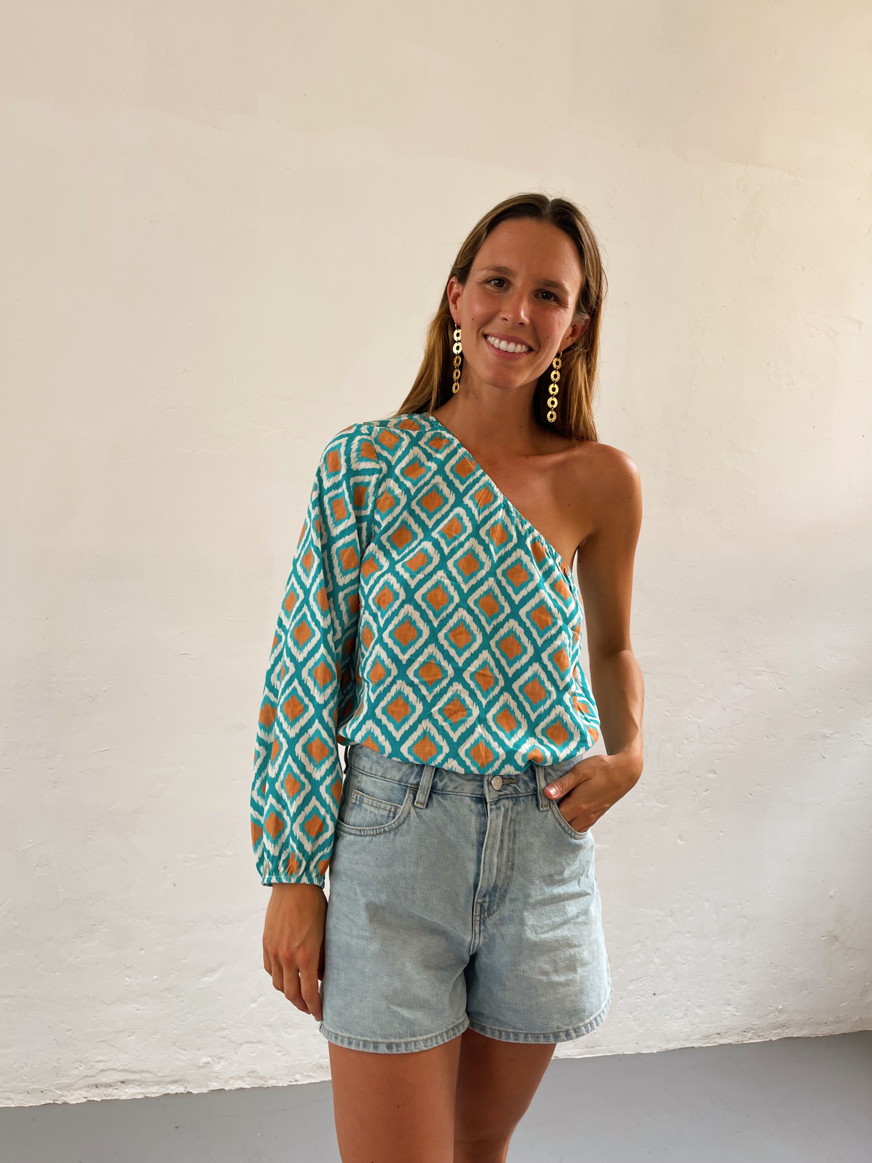 Rhombus Print Turquoise Top